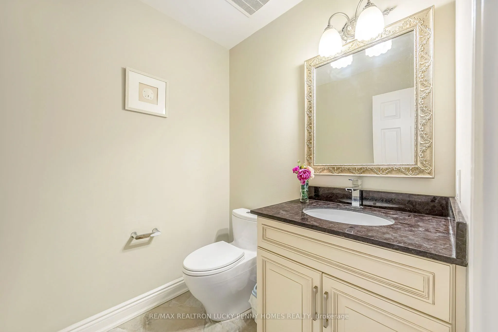 10 Walnut Glen Place