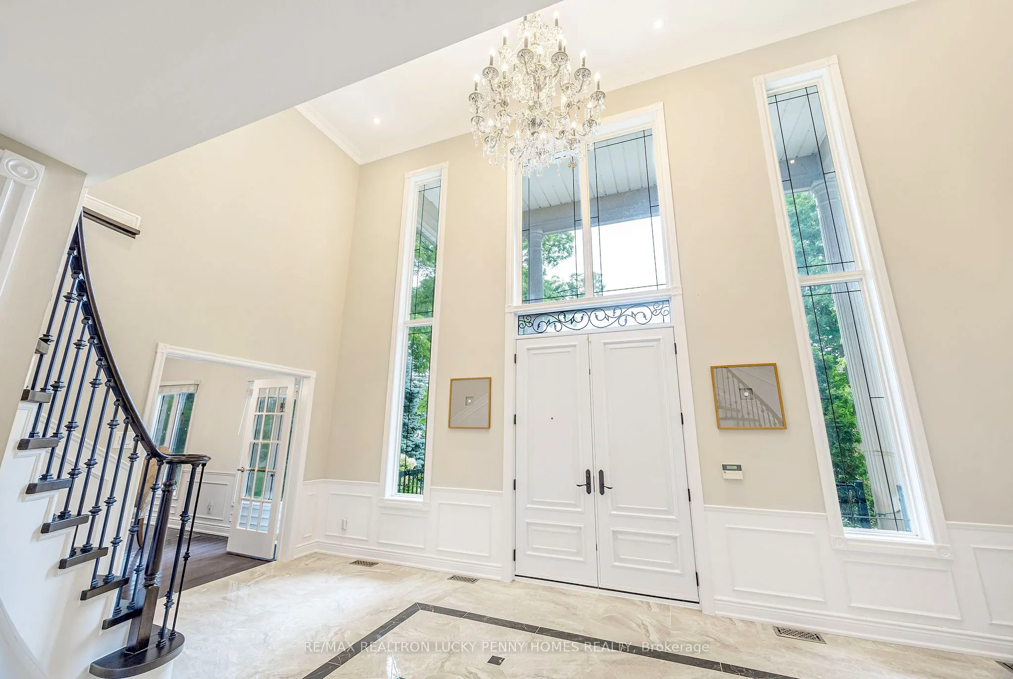10 Walnut Glen Place