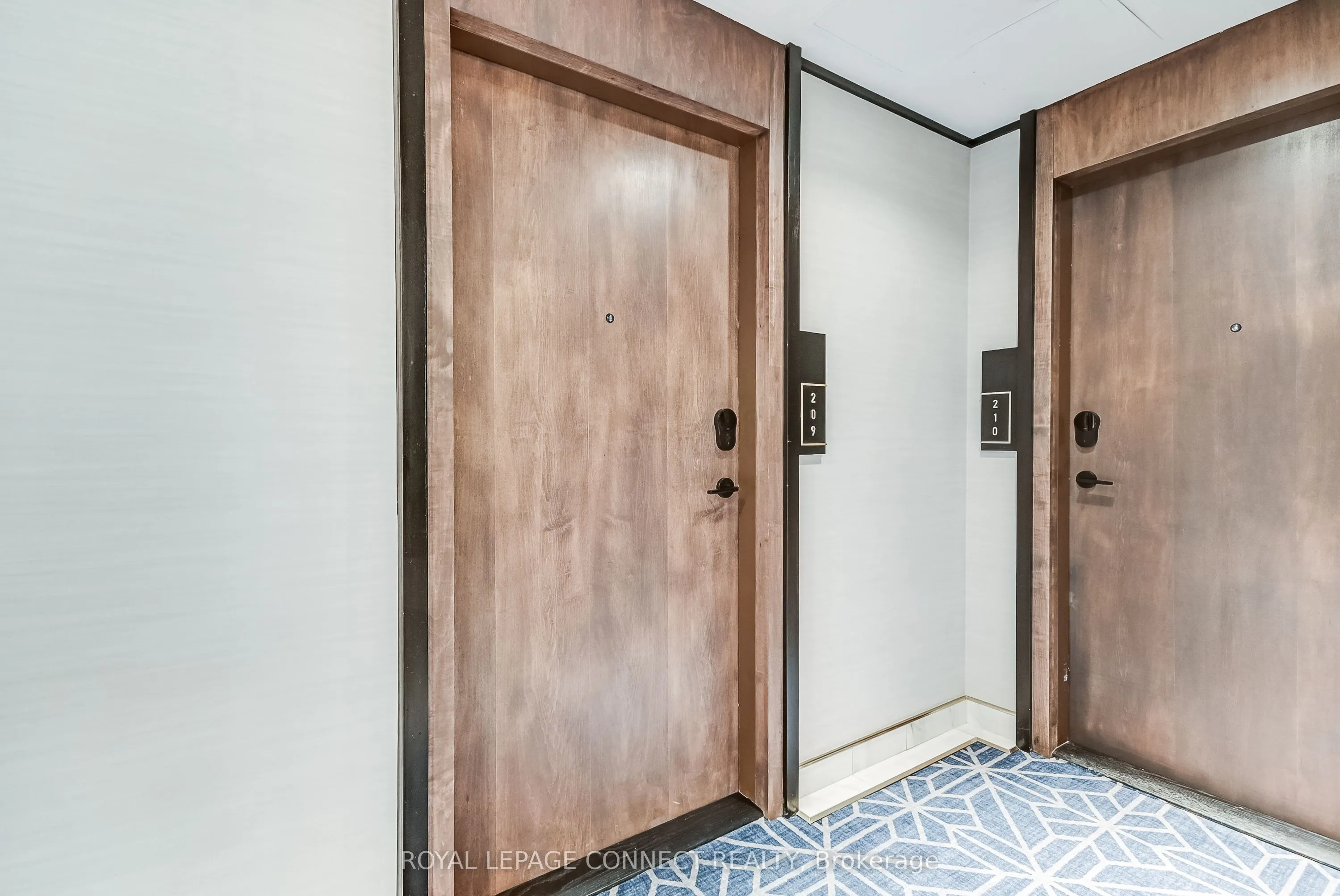 120 Eagle Rock Way, #9
