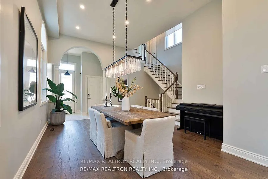 121 Broomlands Drive