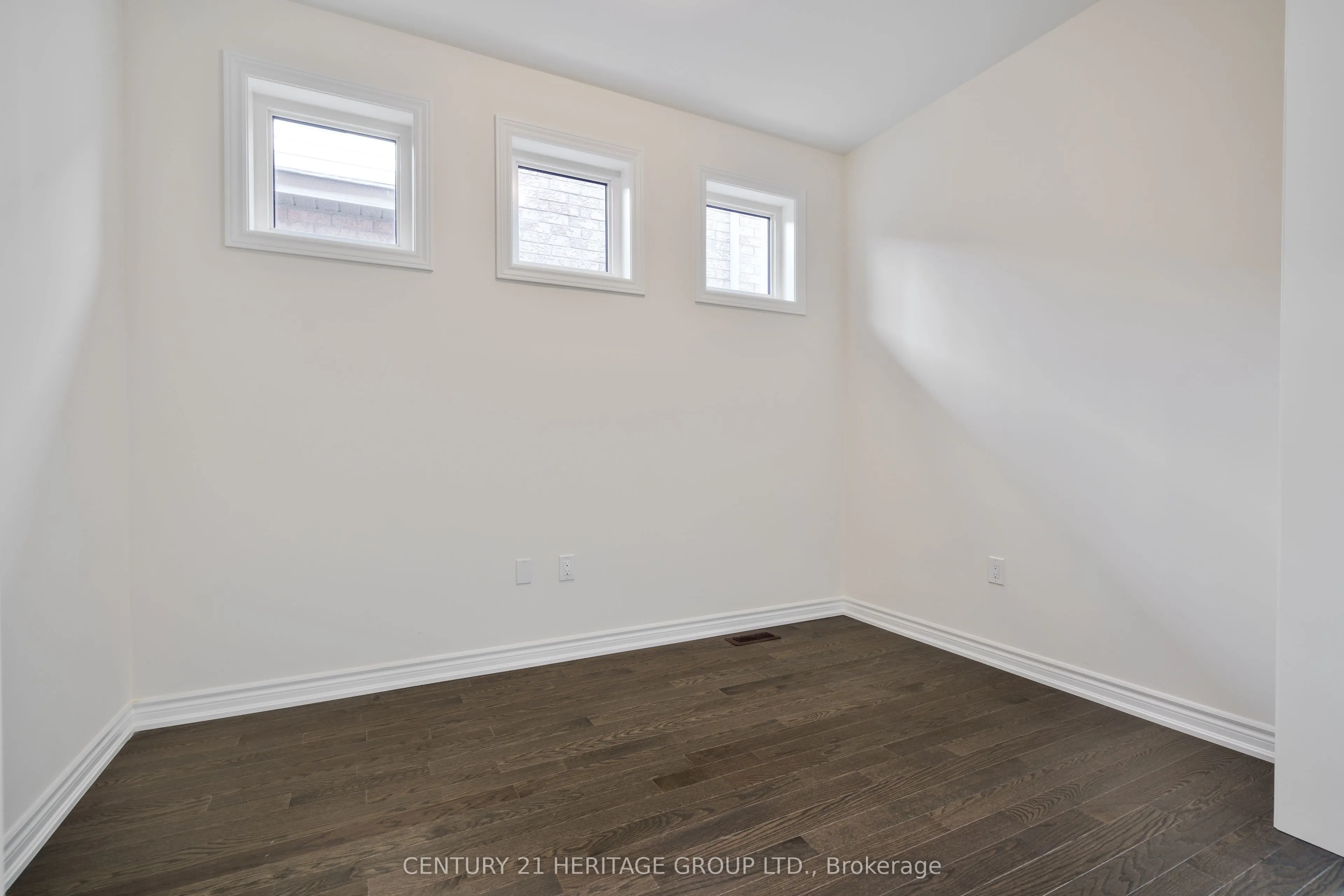 15 Kentledge Avenue
