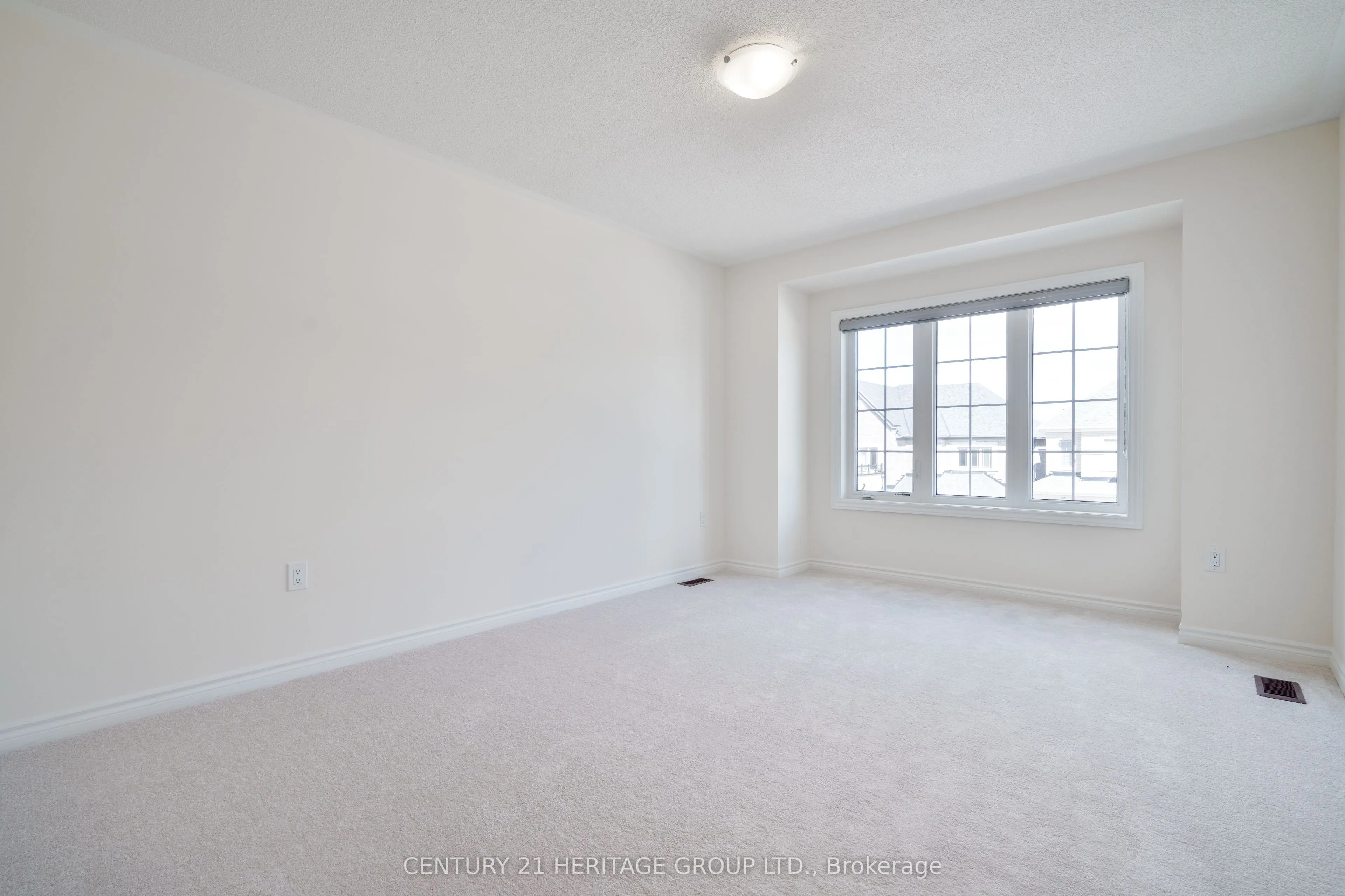 15 Kentledge Avenue