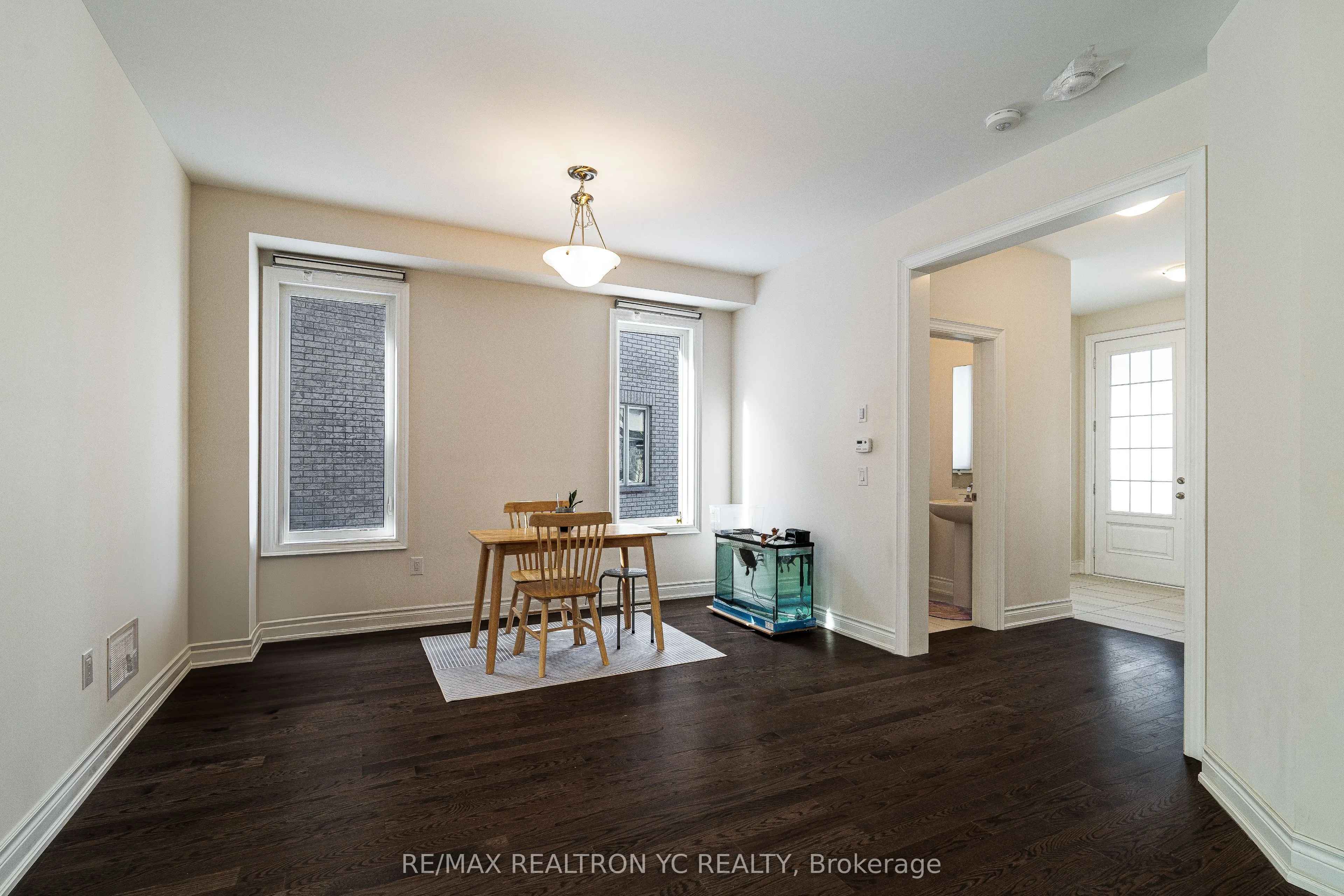 17 Hitching Post Lane