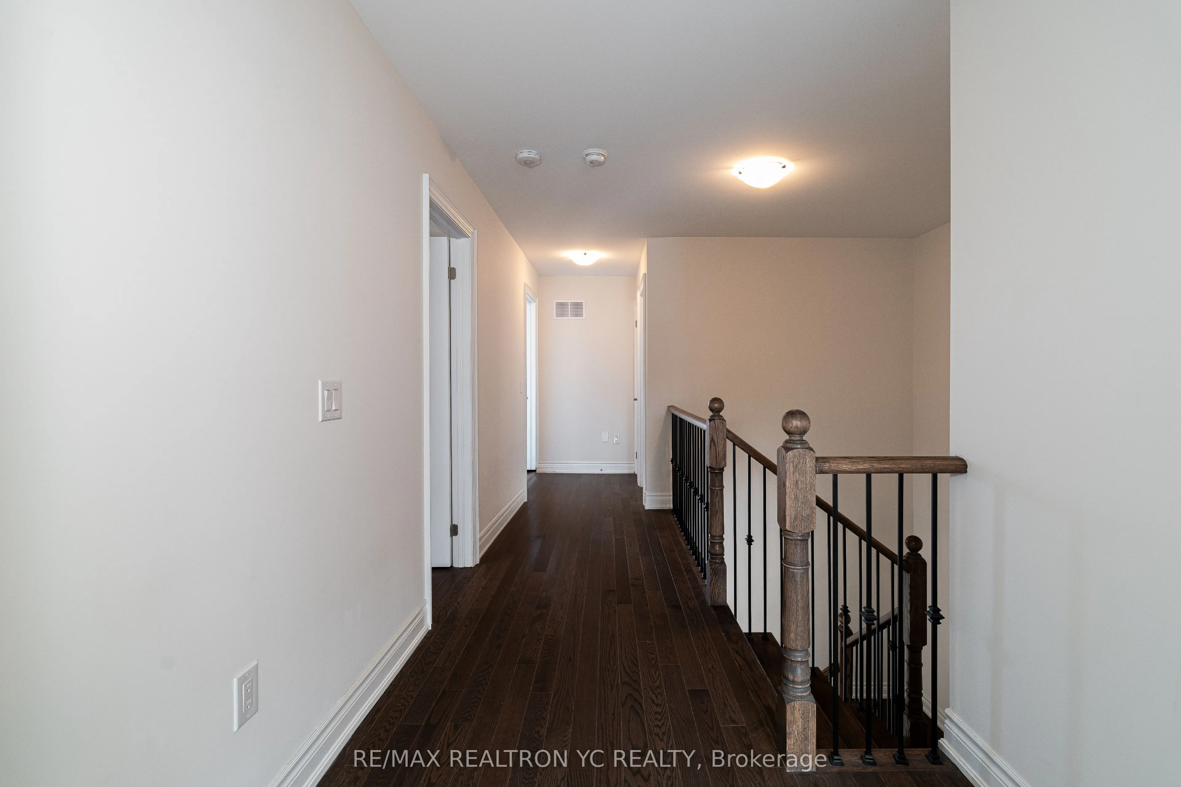 17 Hitching Post Lane
