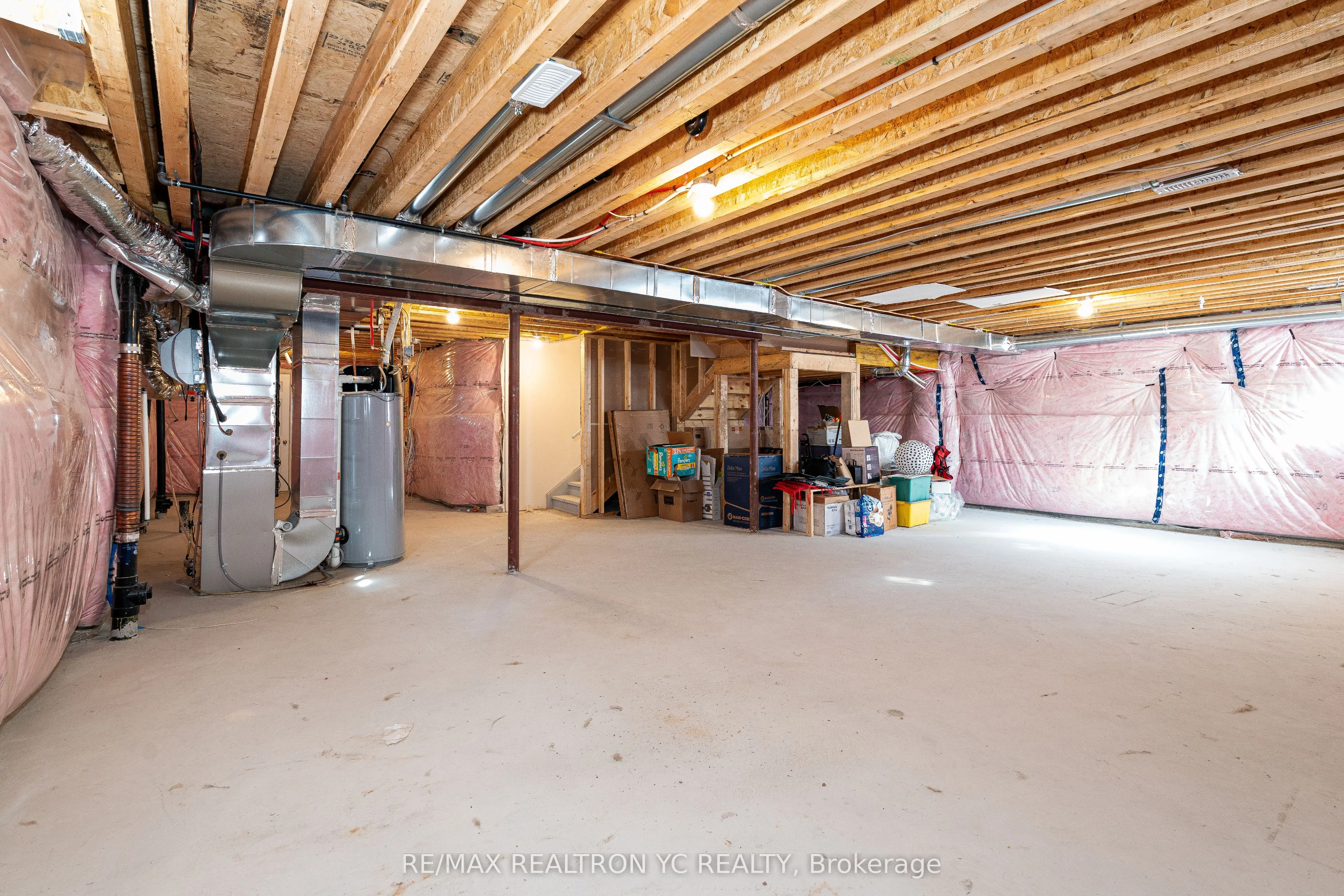 17 Hitching Post Lane