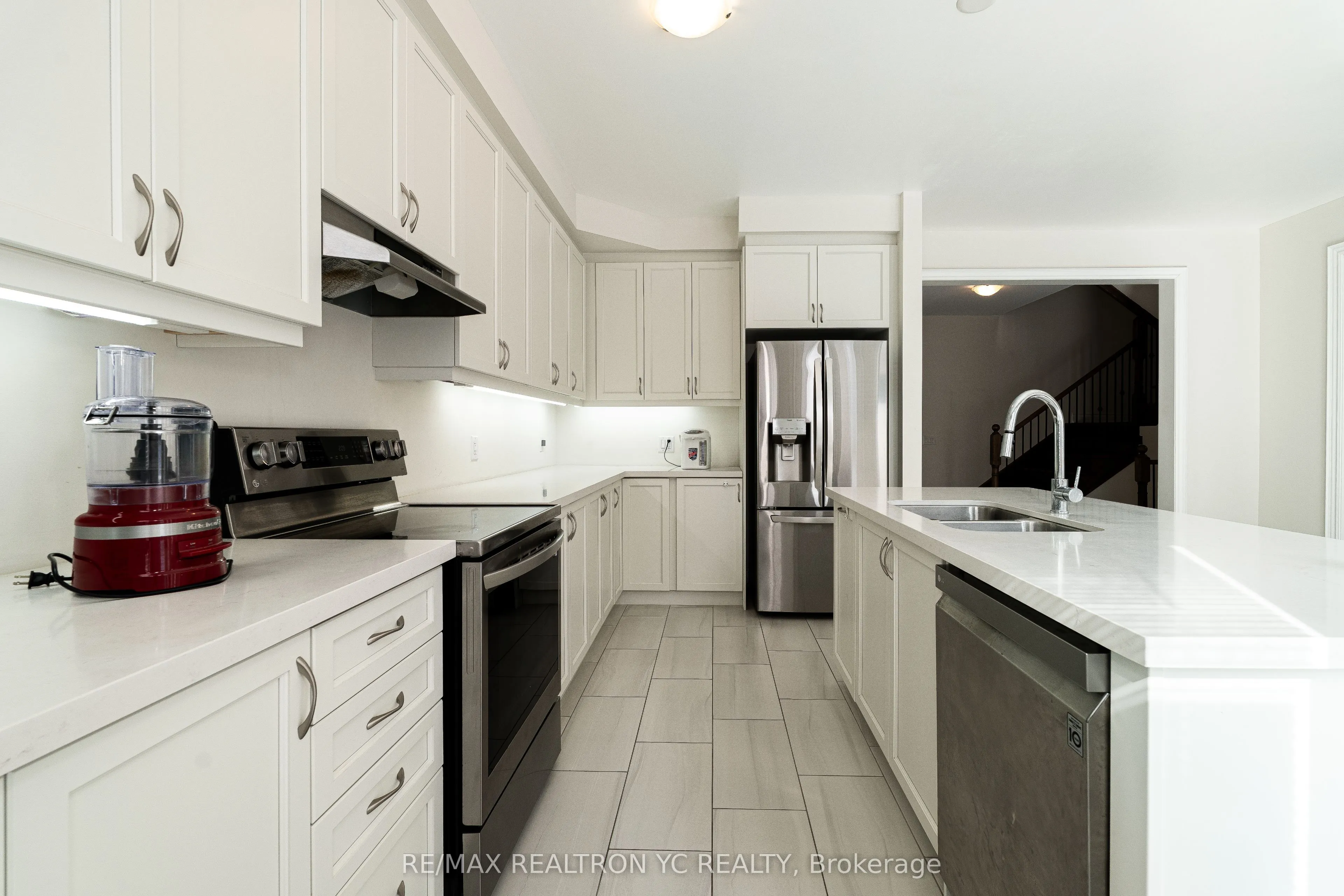 17 Hitching Post Lane