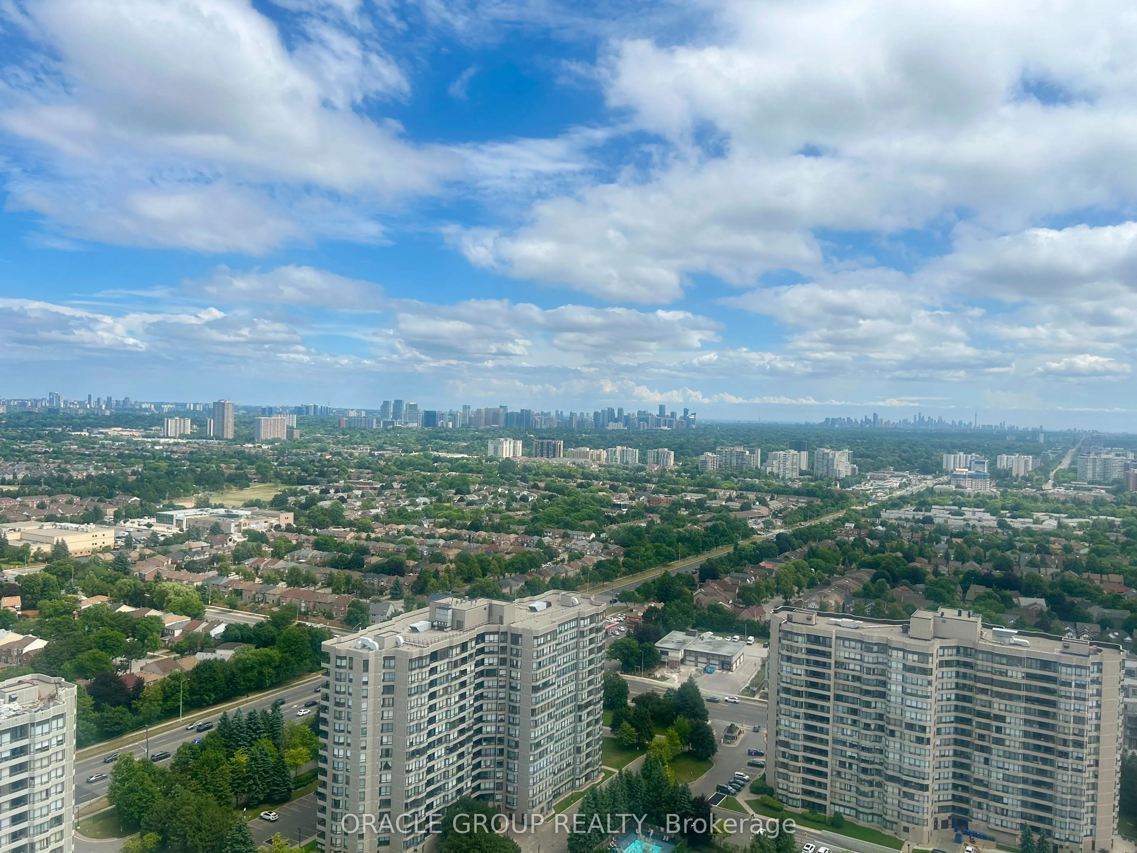50 Upper Mall Way, #B-PH09