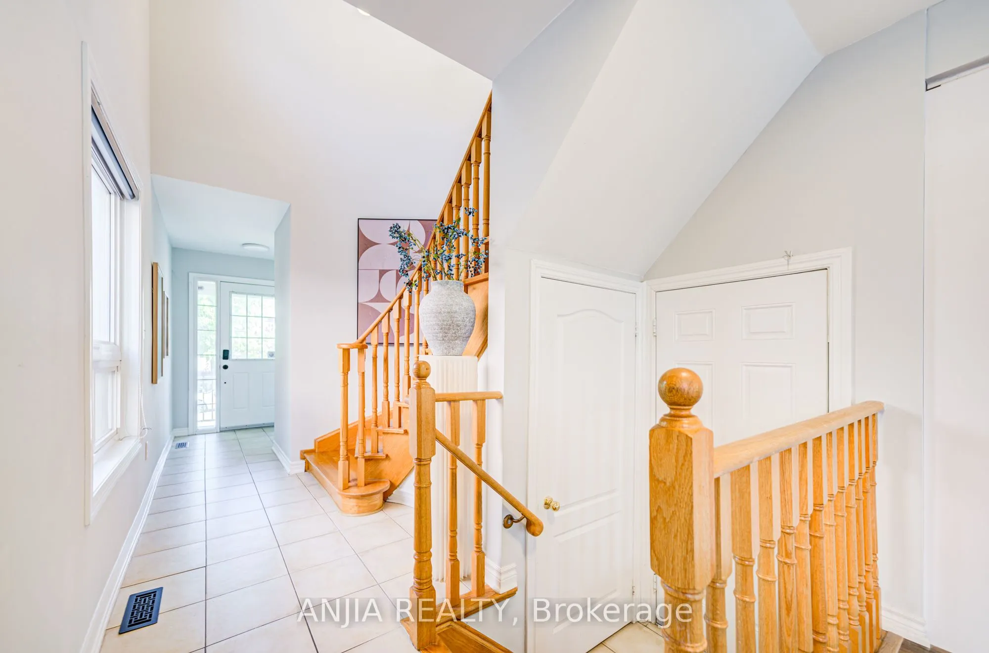 35 Martell Gate