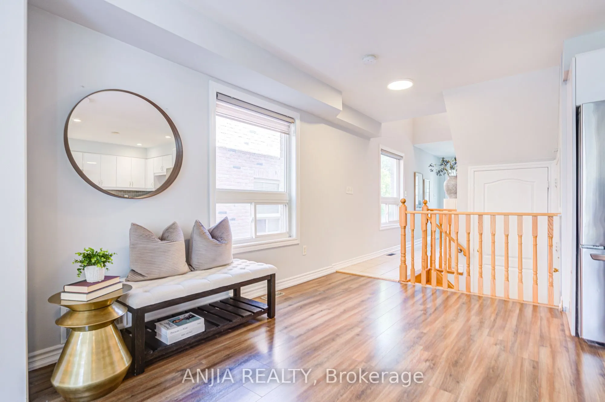 35 Martell Gate