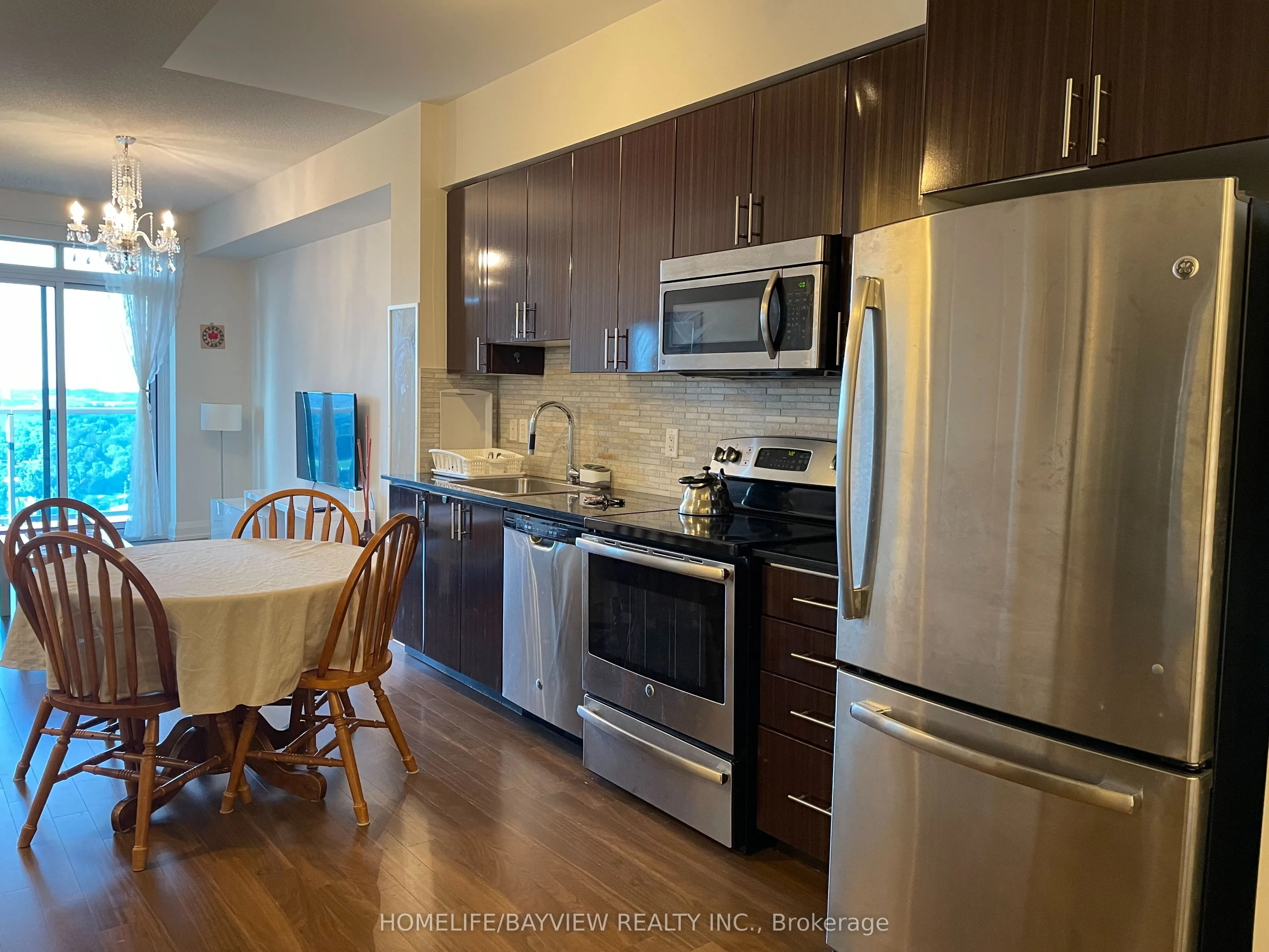 7171 Yonge Street, #1406