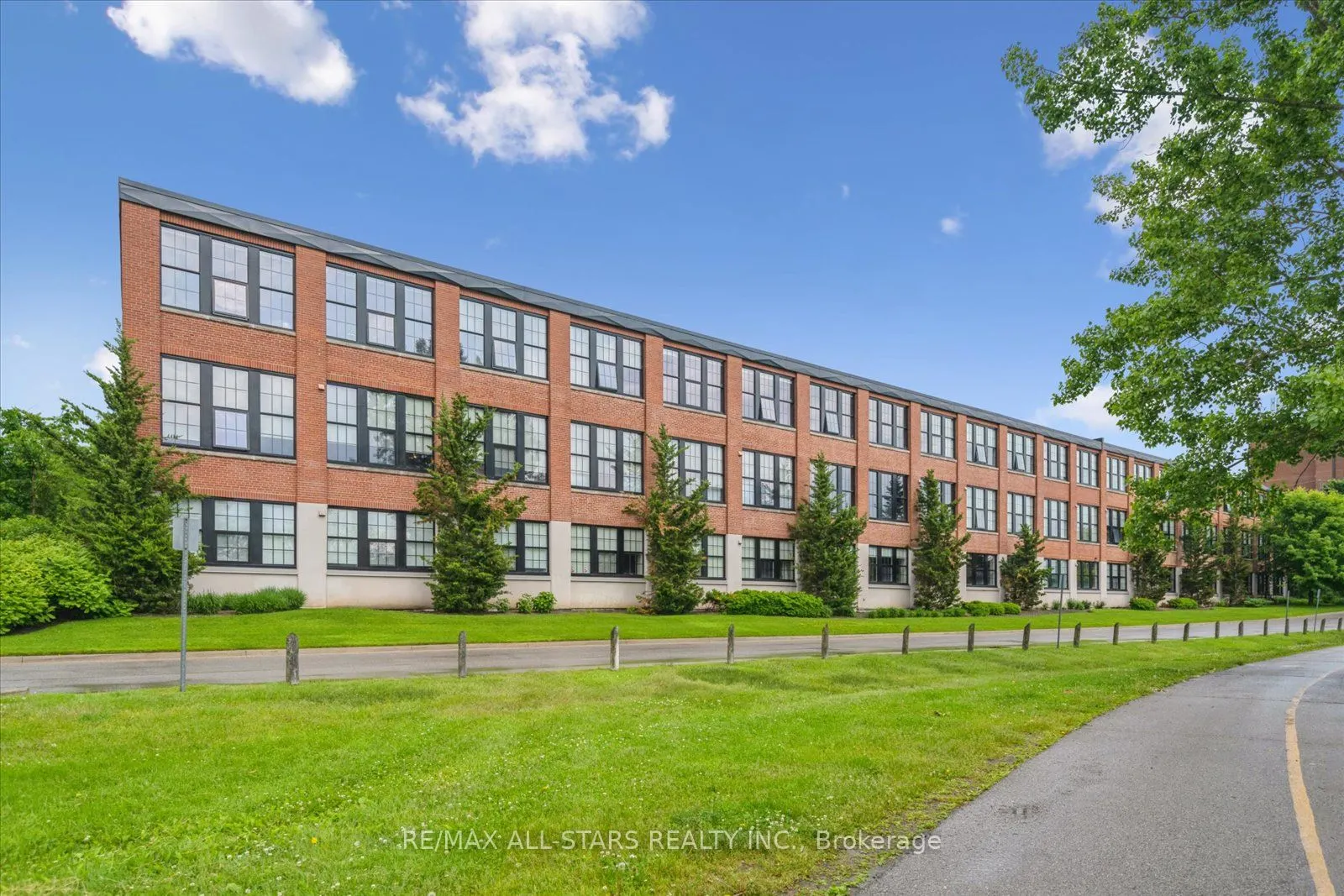 543 Timothy Street, #113