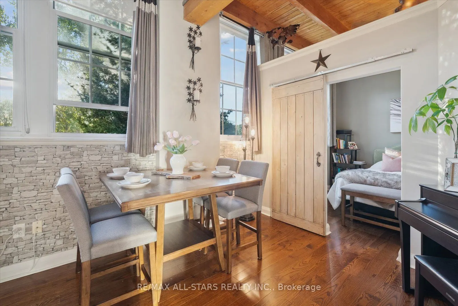 543 Timothy Street, #113