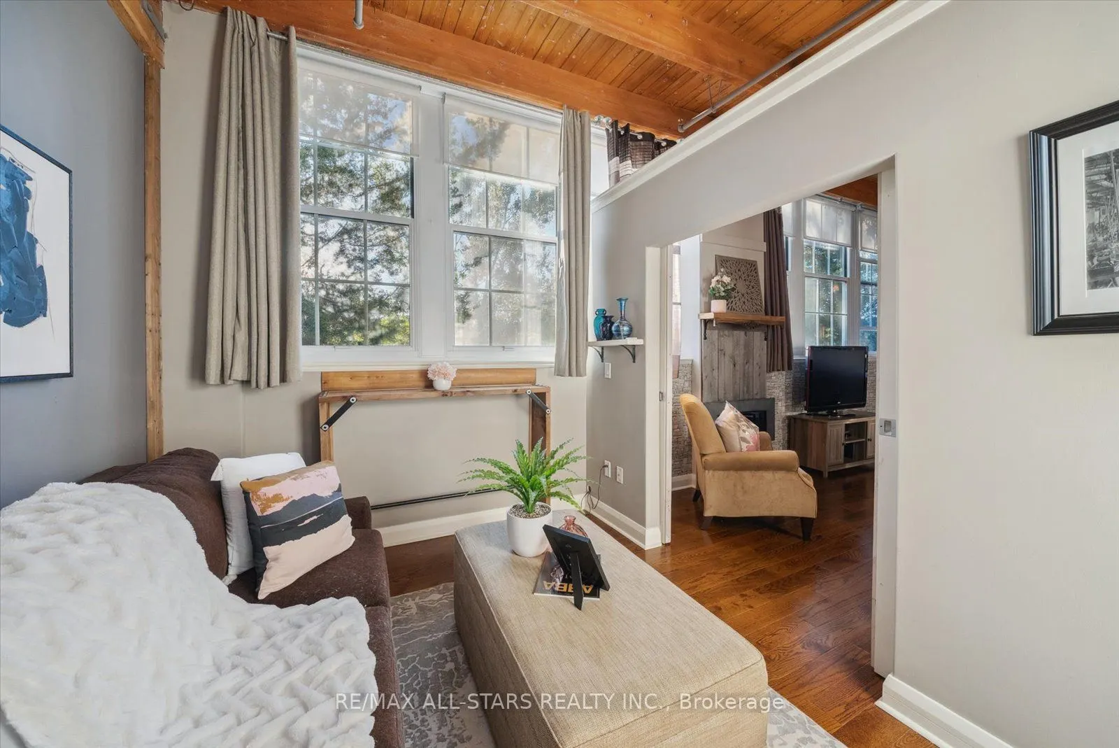 543 Timothy Street, #113