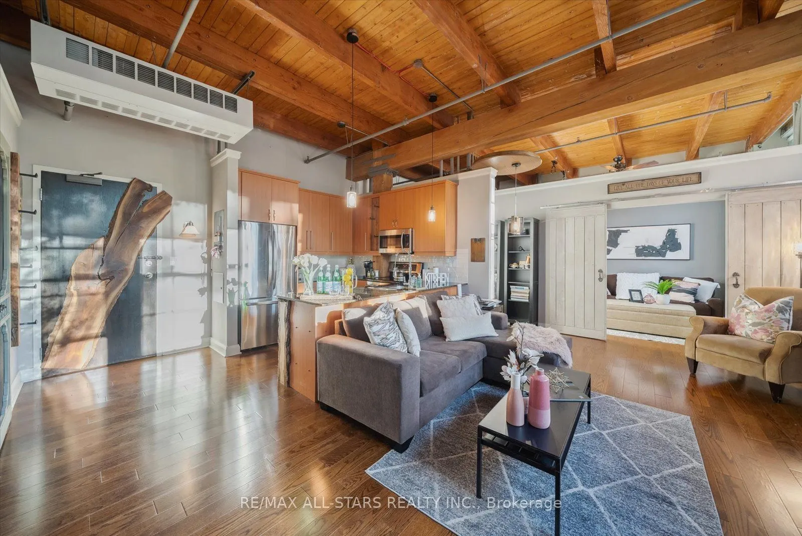 543 Timothy Street, #113