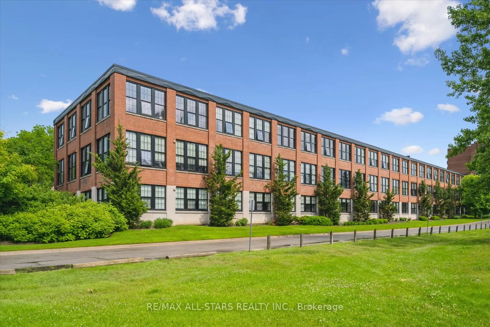 543 Timothy Street, #113