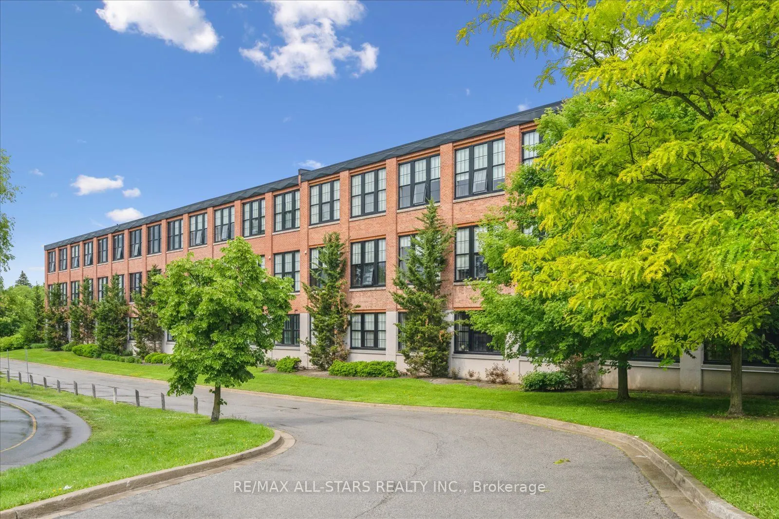 543 Timothy Street, #113