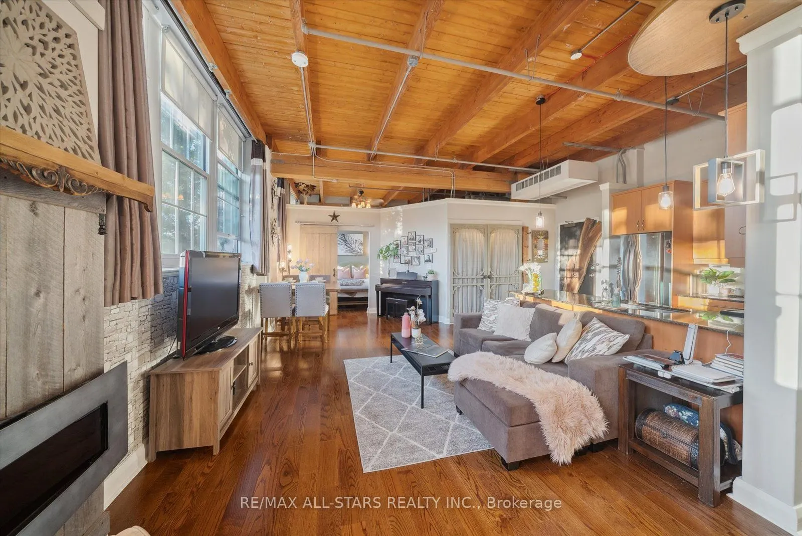 543 Timothy Street, #113