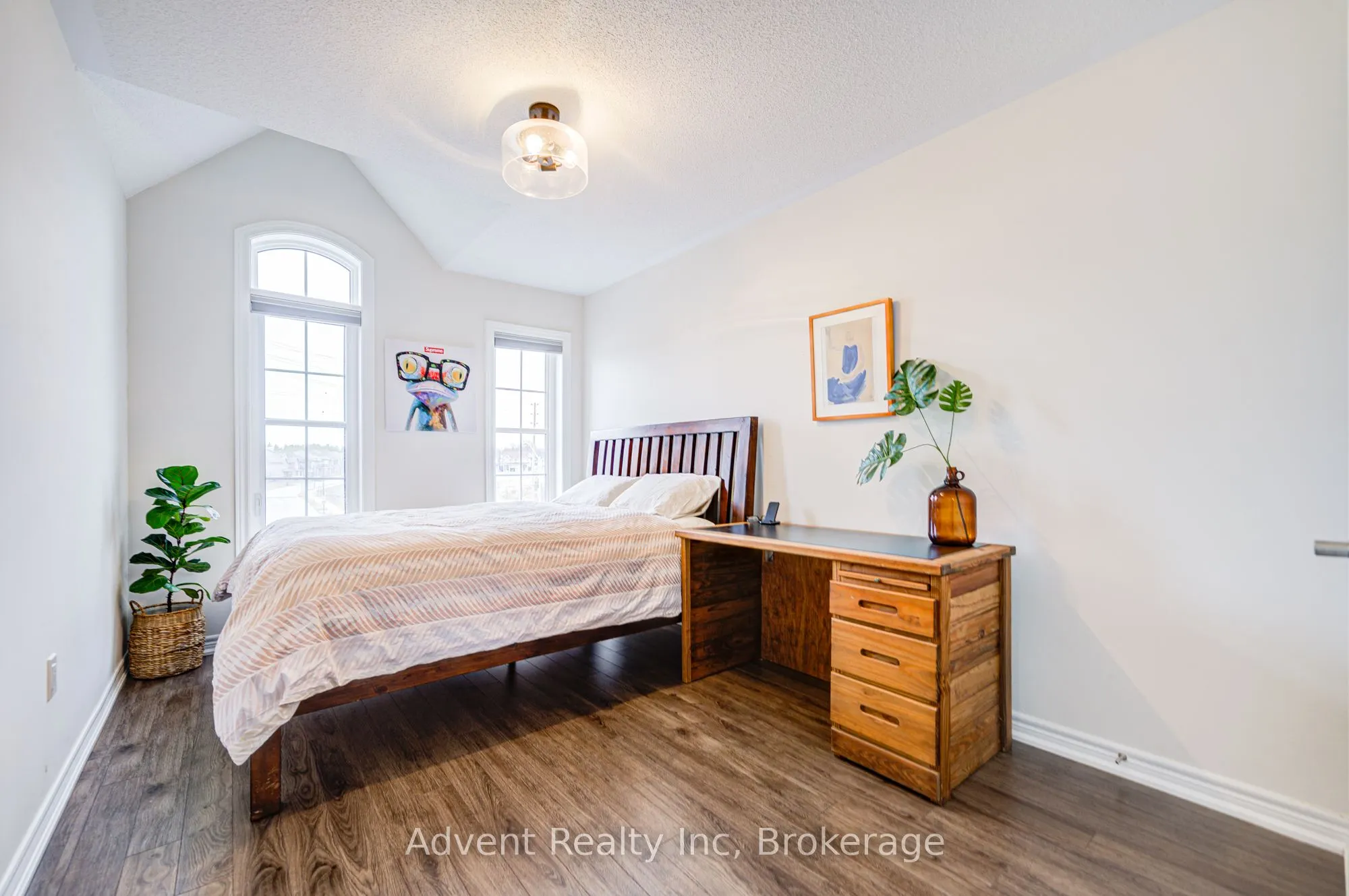 95 Beechborough Crescent