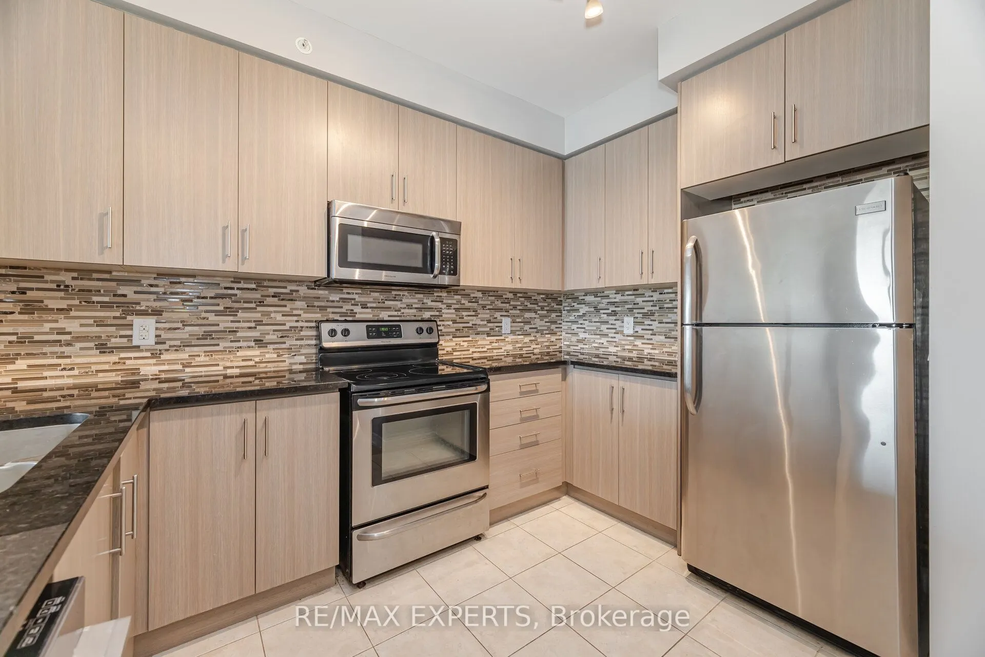 9255 Jane Street, #1103