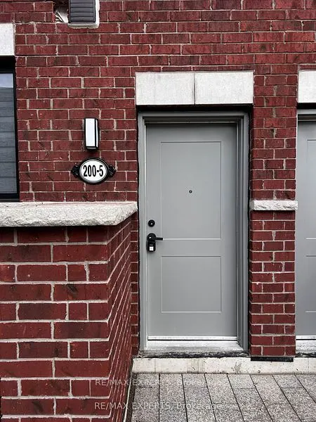 200 Dissette Street, #6
