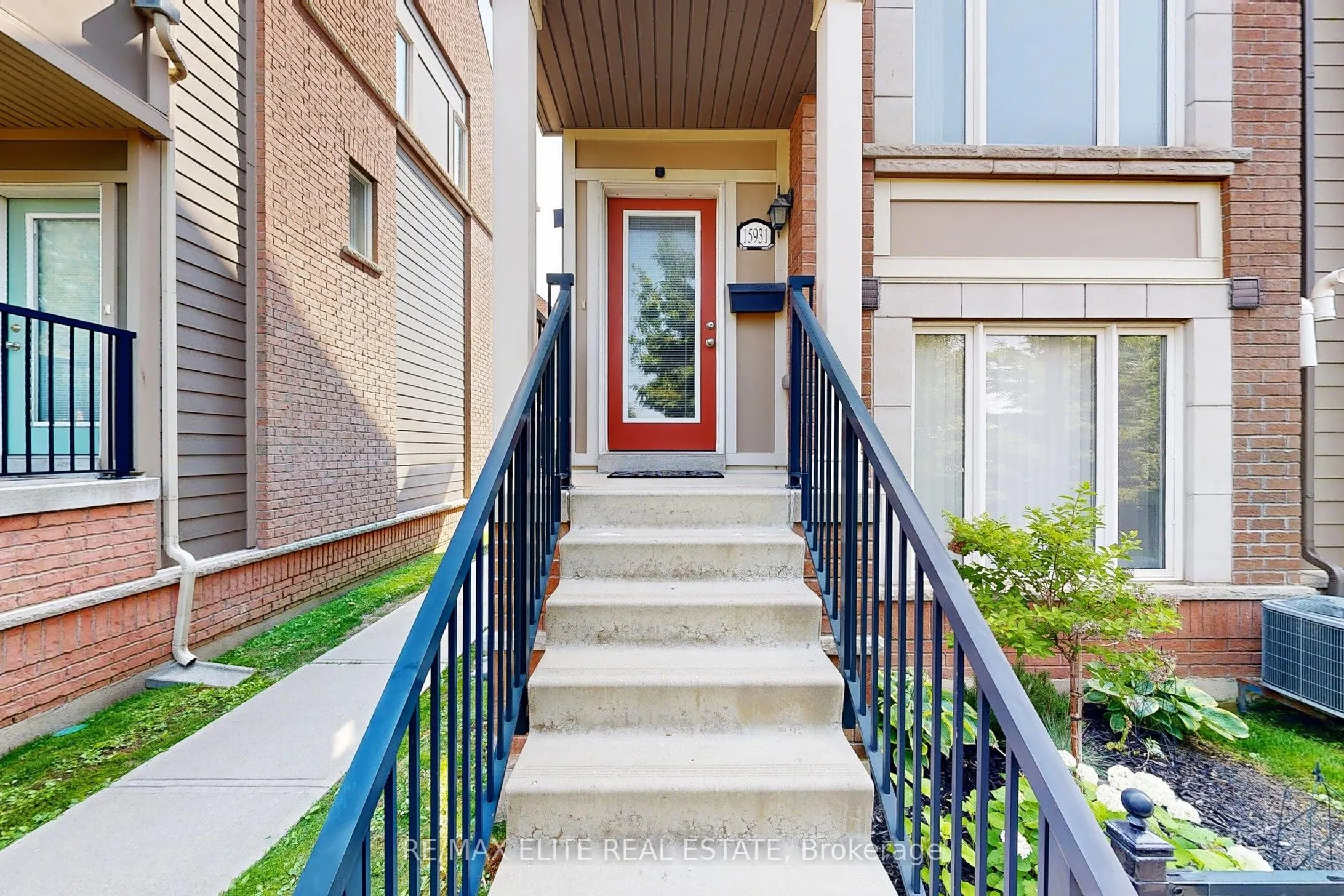 15931 Bayview Avenue, #2