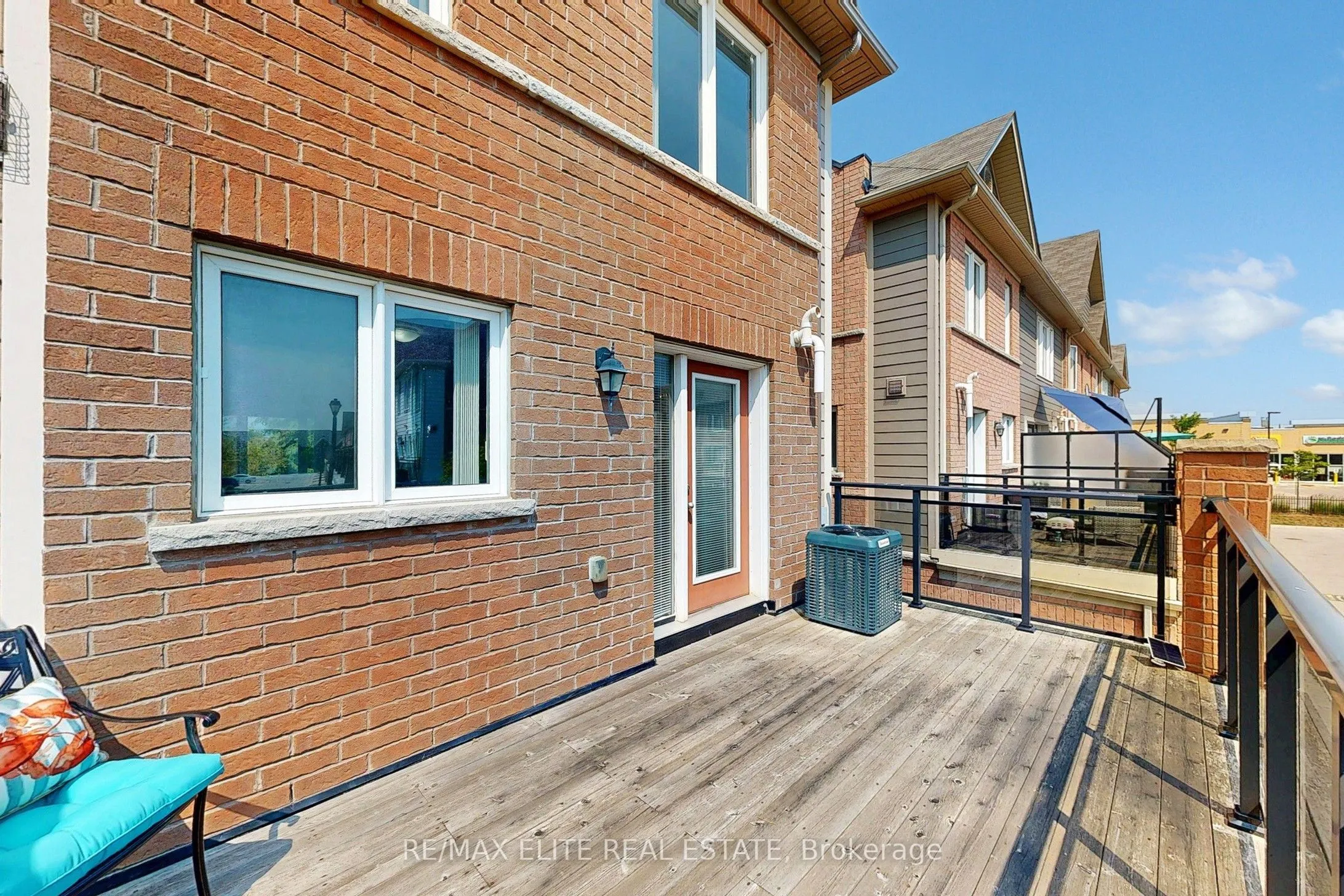 15931 Bayview Avenue, #2