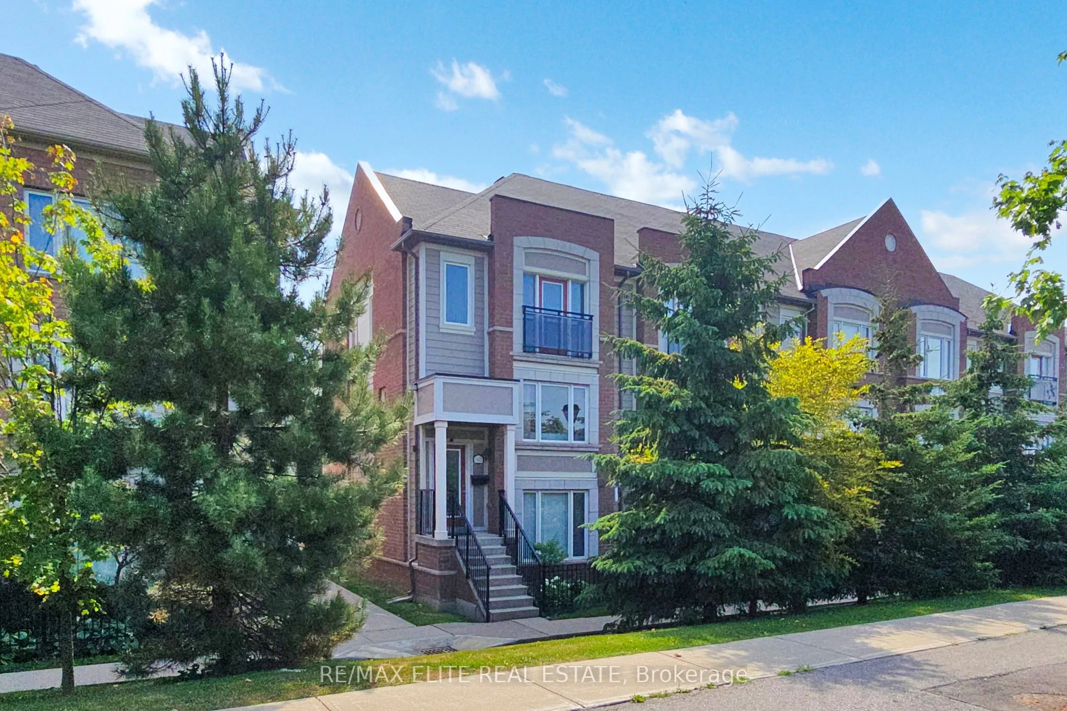 15931 Bayview Avenue, #2