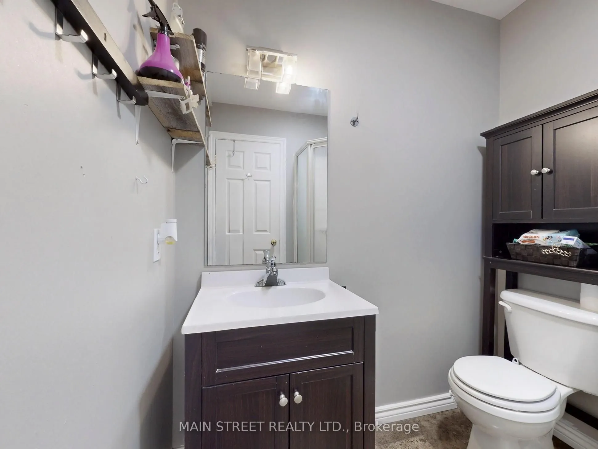 42 Evelyn Avenue