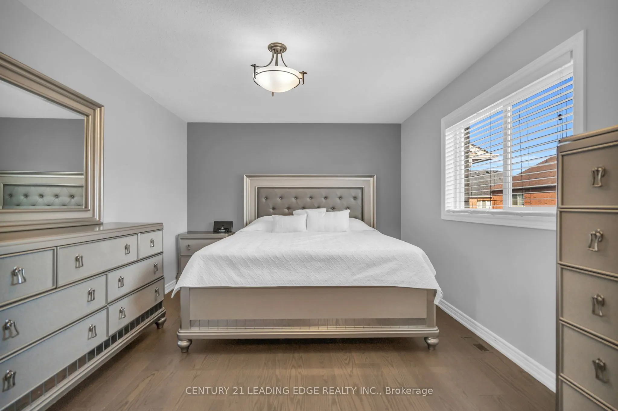 288 Kirkvalley Crescent