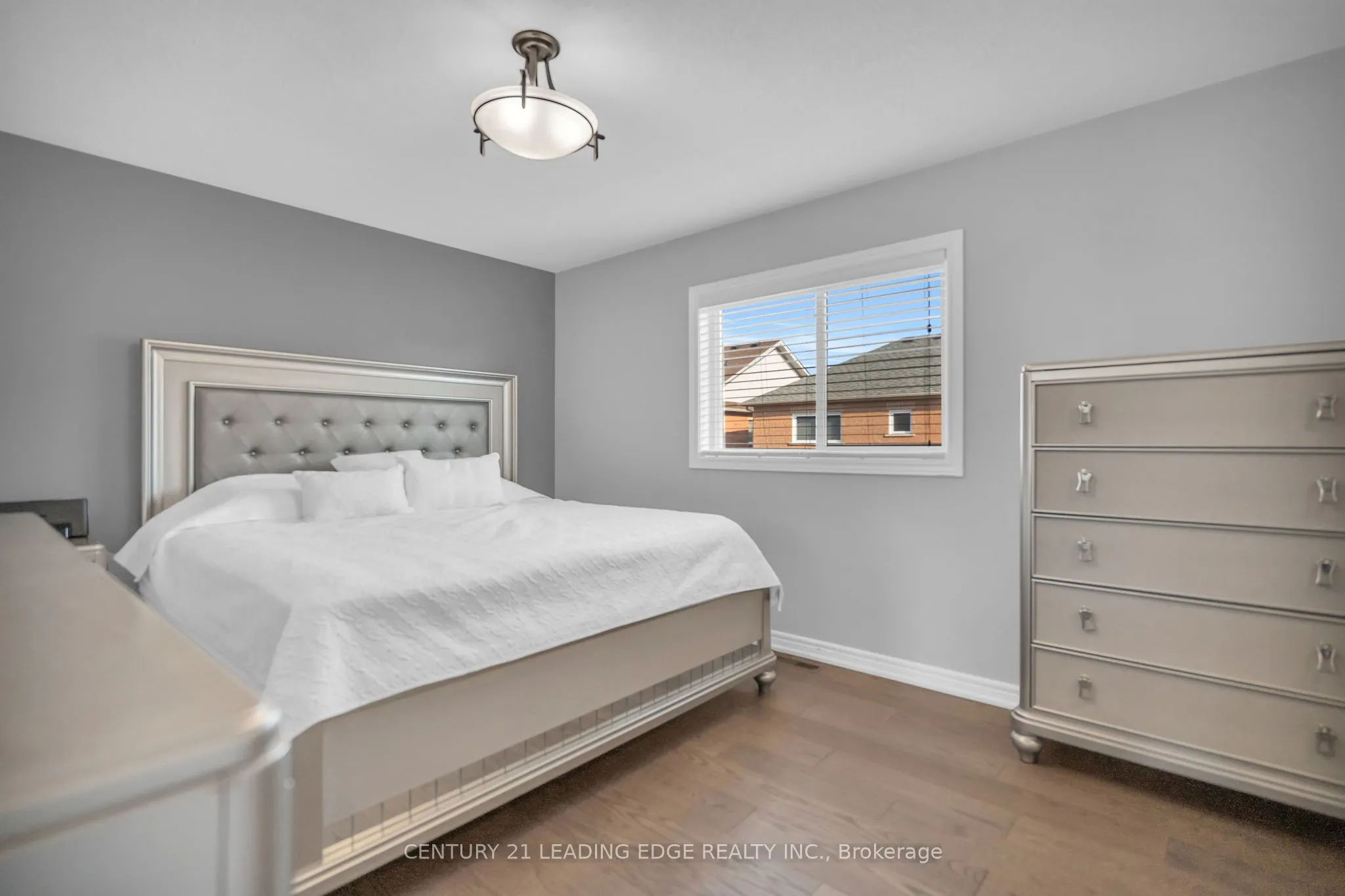 288 Kirkvalley Crescent