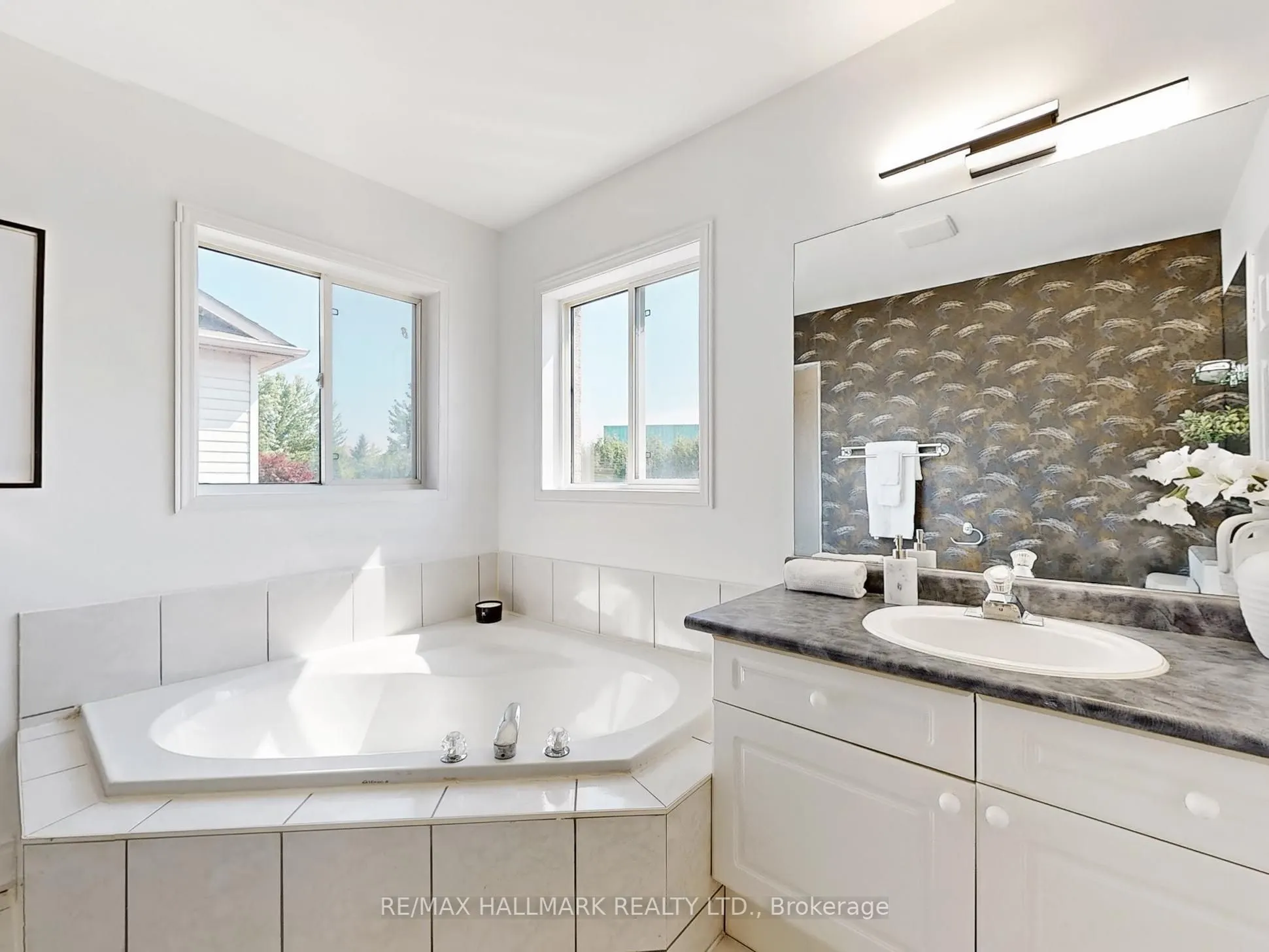 29 Burnaby Drive