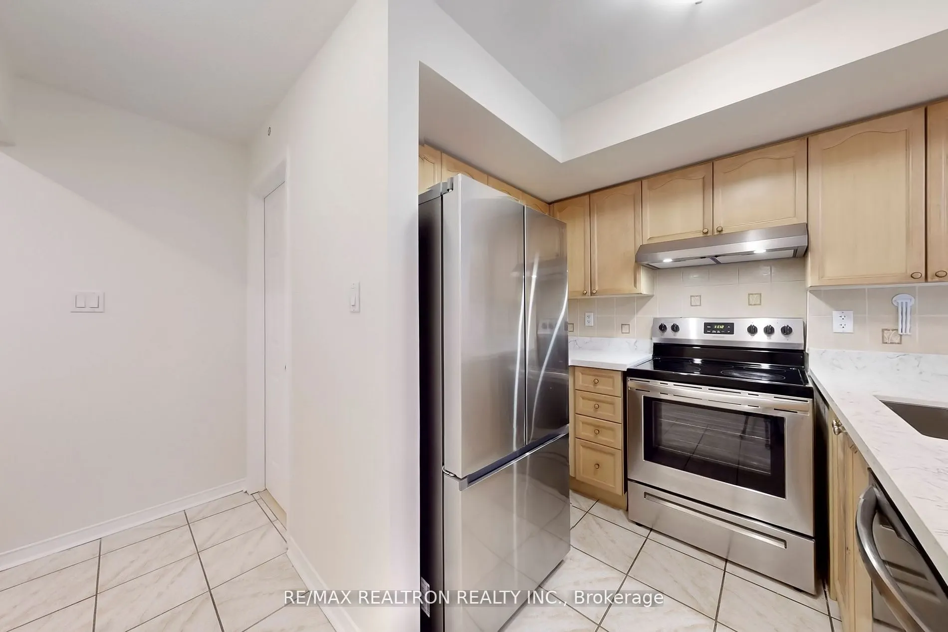 312 John Street, #335