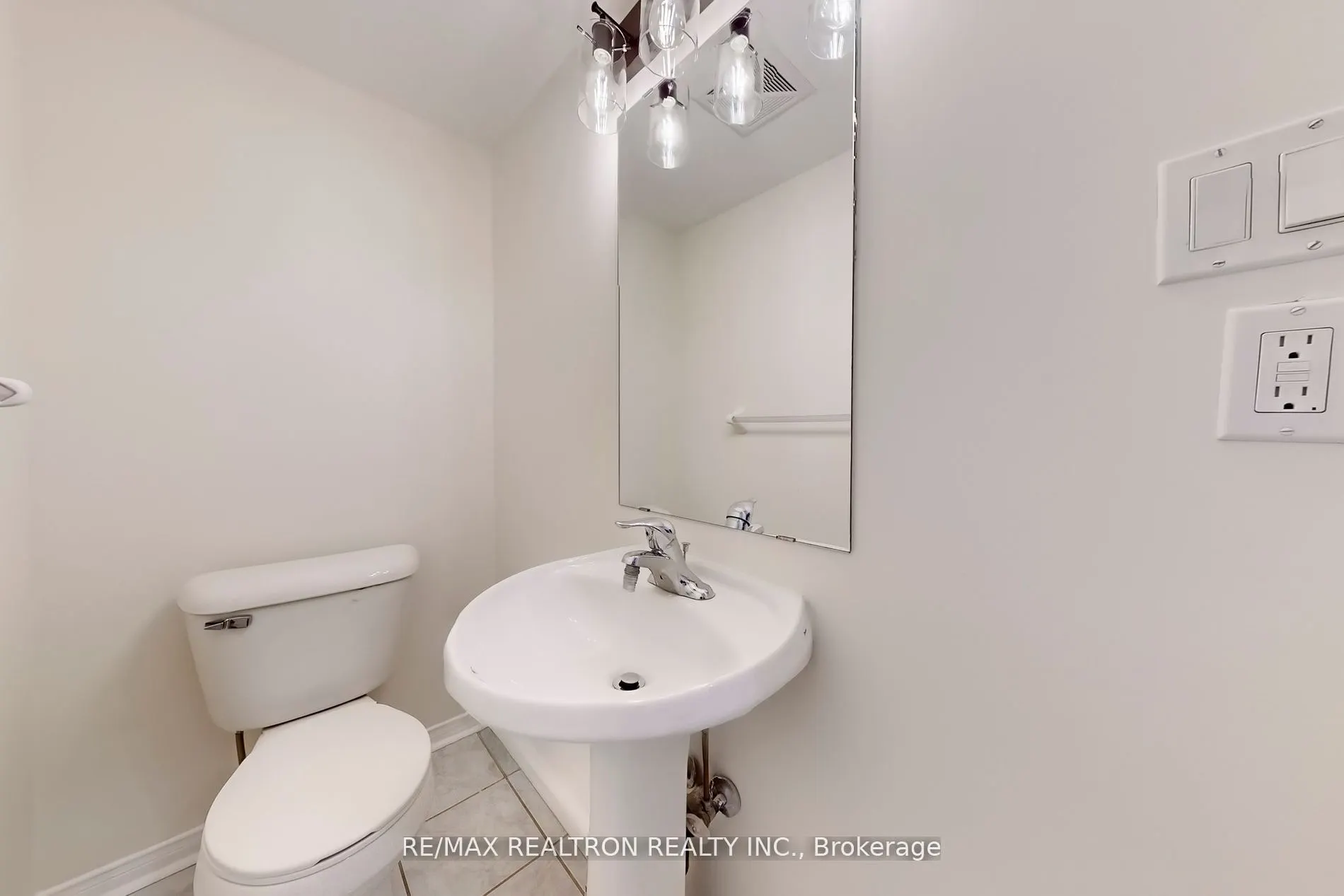 312 John Street, #335
