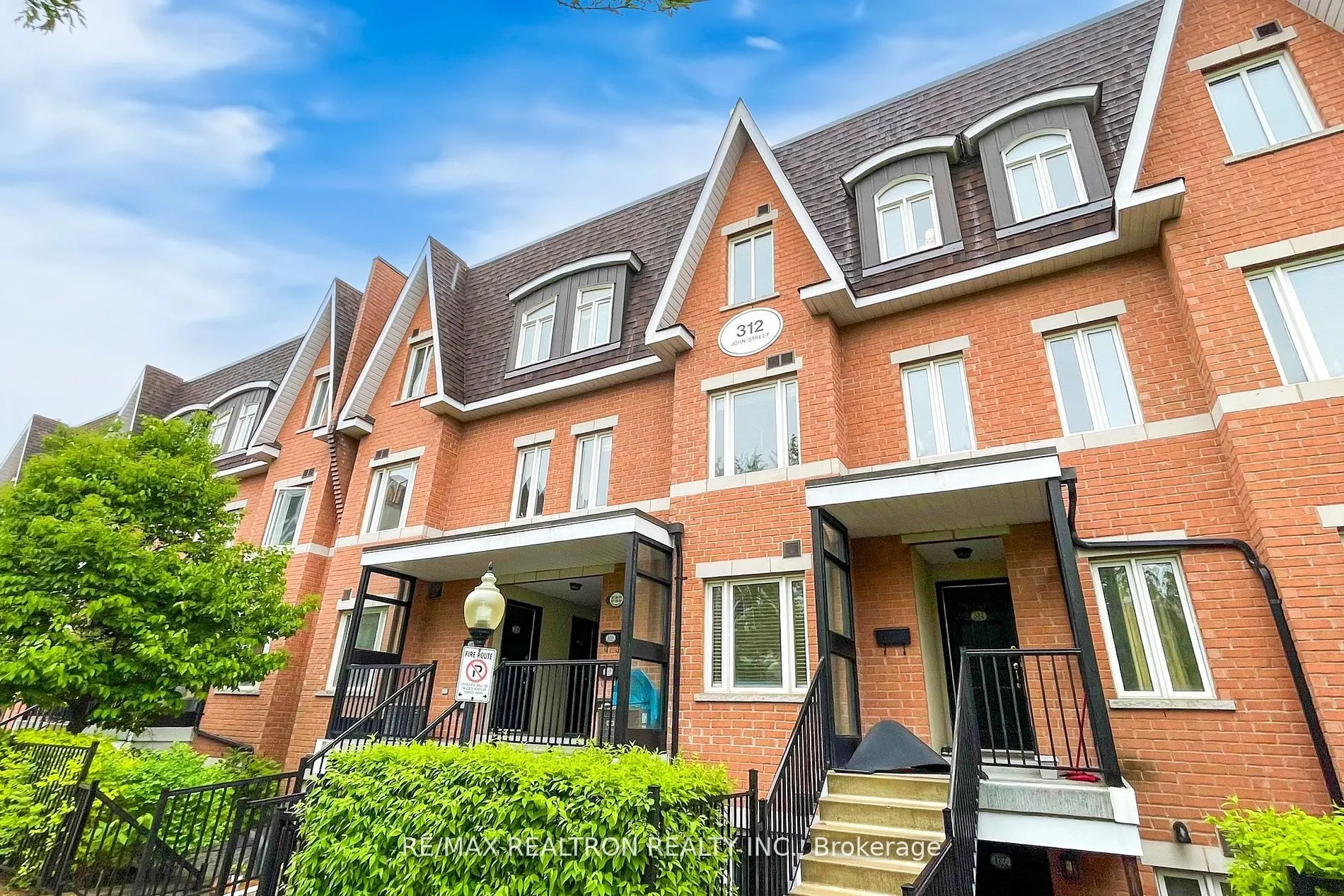 312 John Street, #335