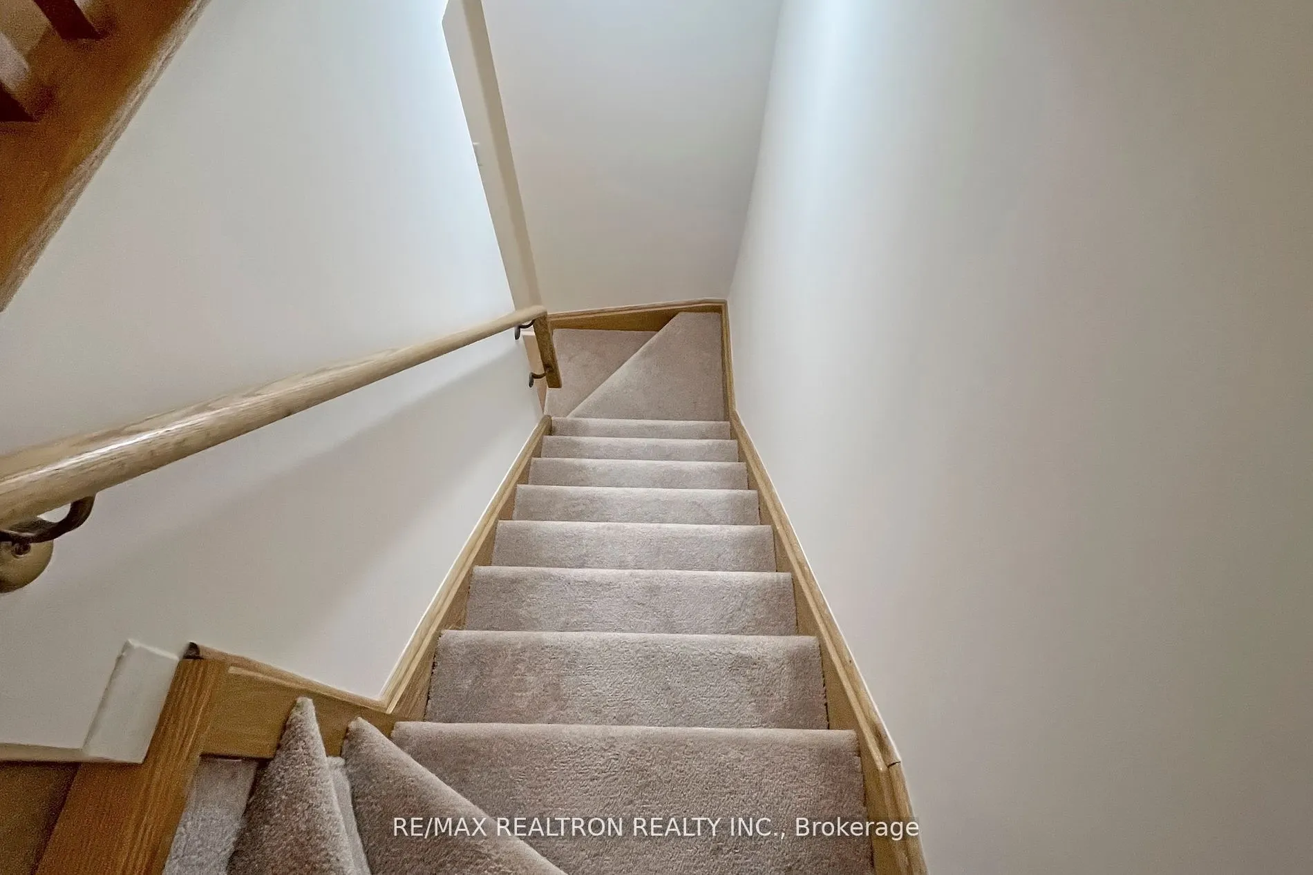 312 John Street, #335