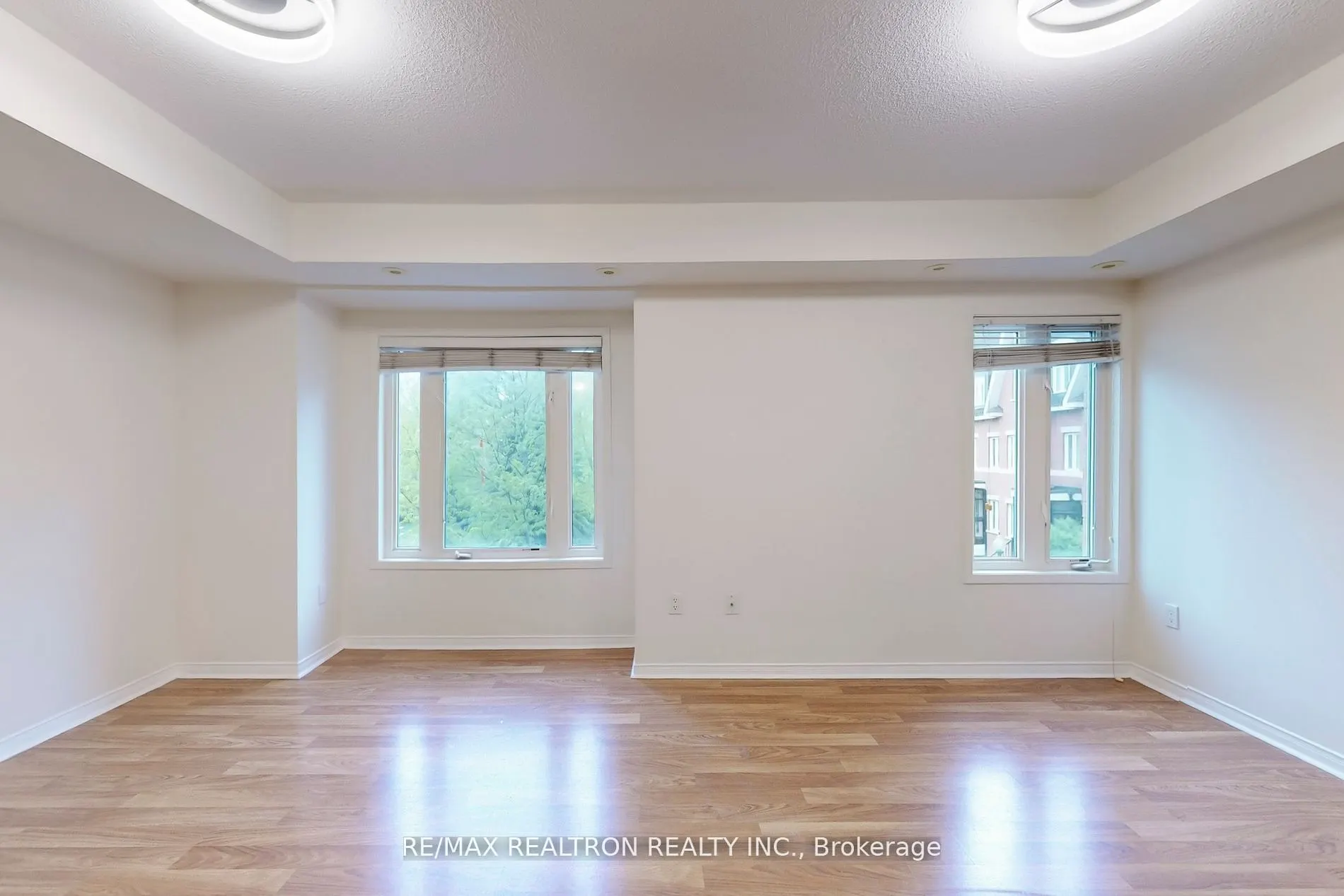 312 John Street, #335