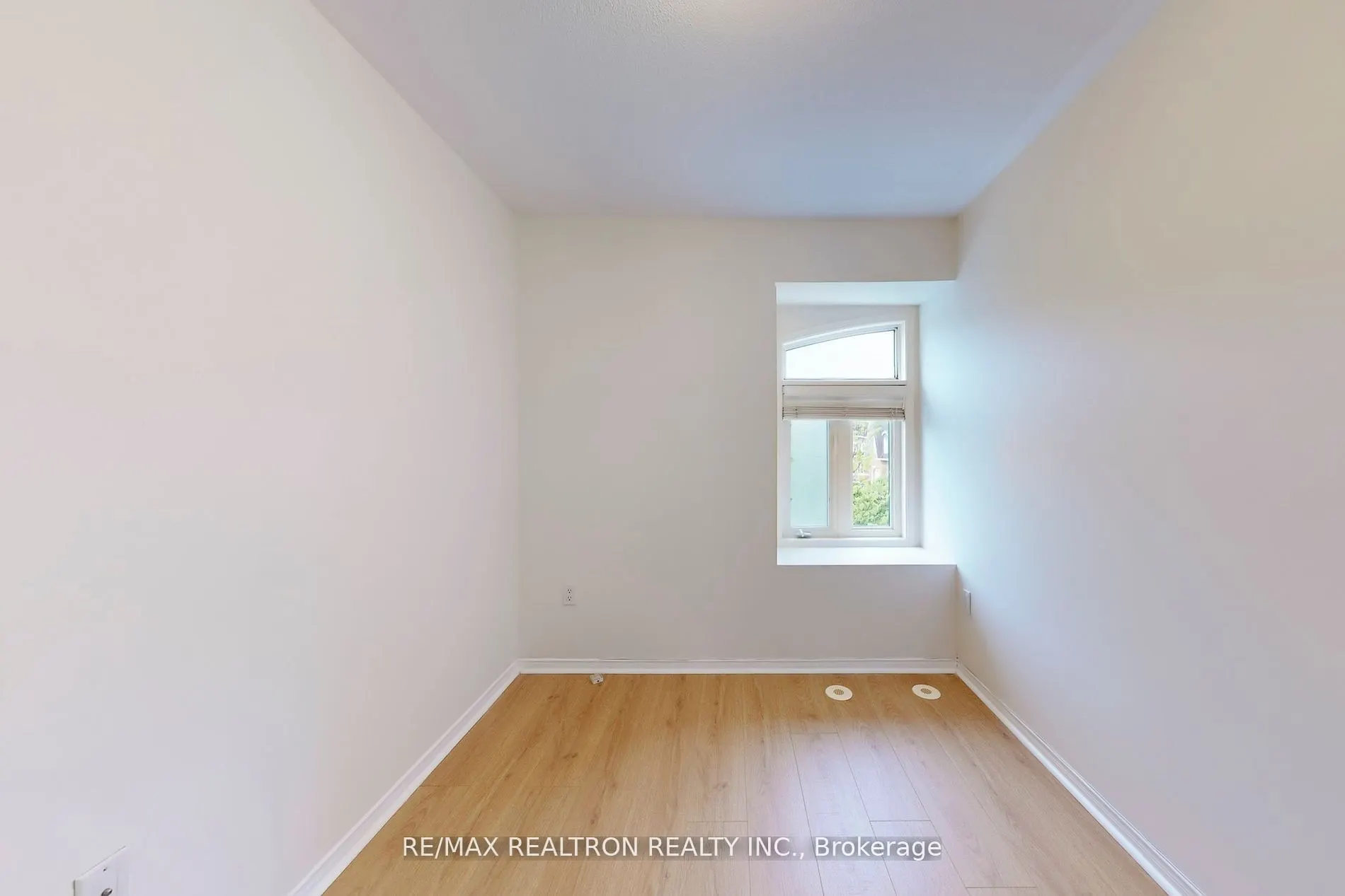 312 John Street, #335