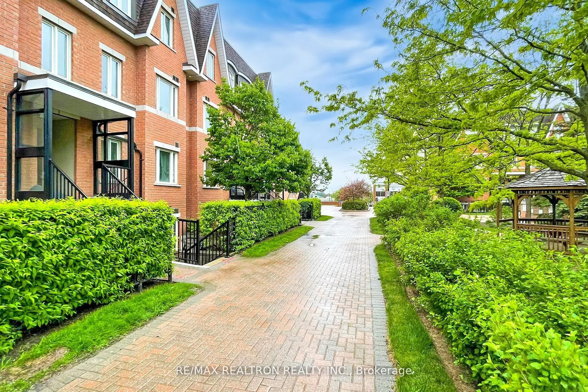 312 John Street, #335