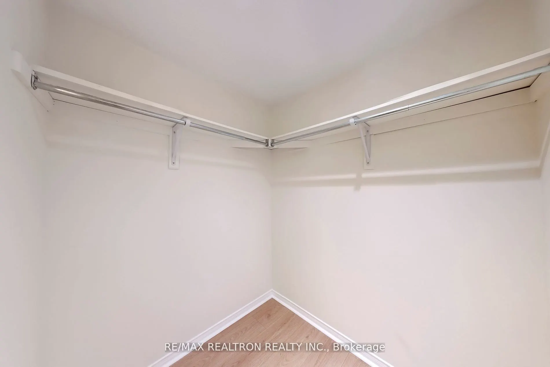312 John Street, #335
