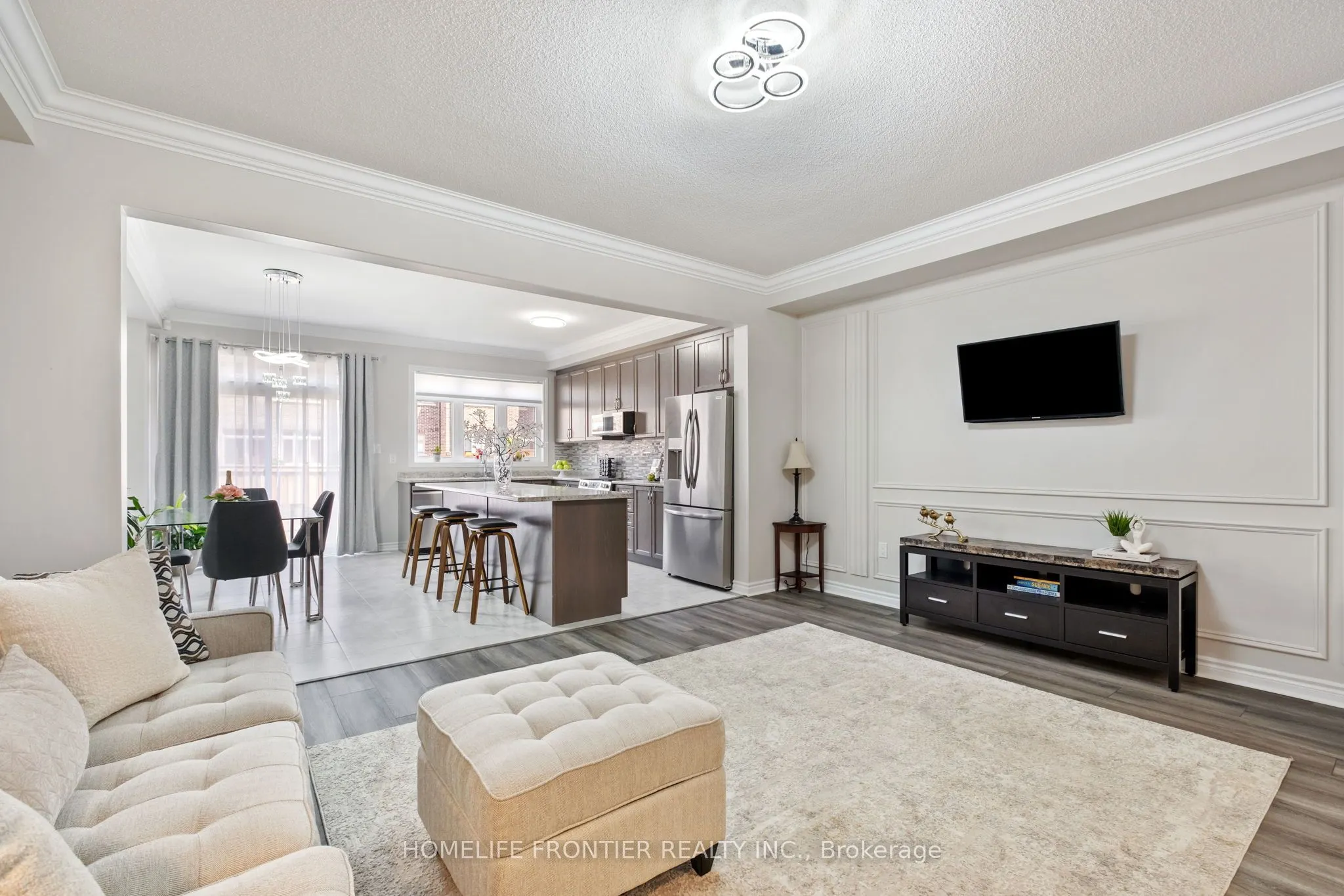 77 Beechborough Crescent