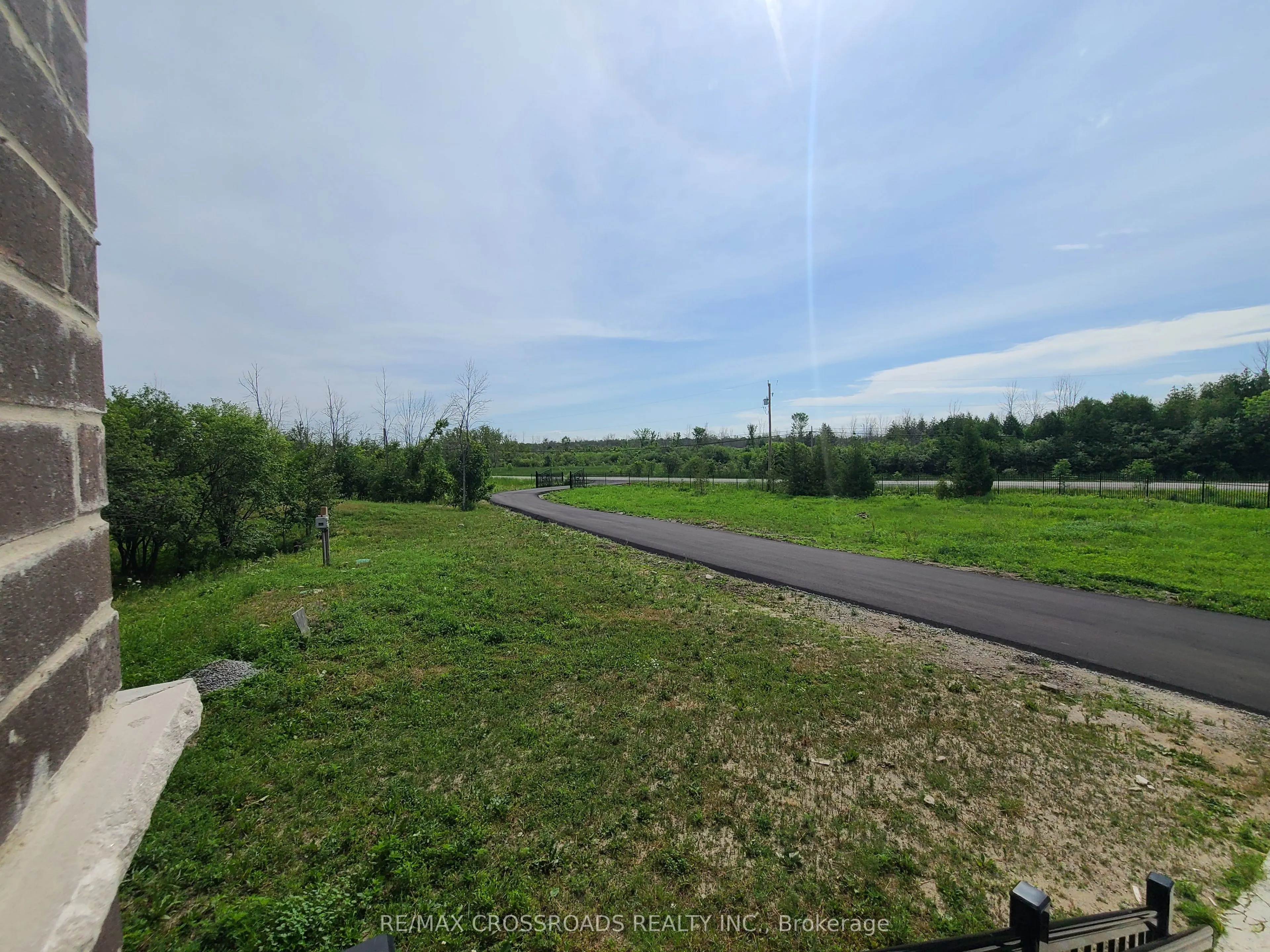B25512 Durham Regional Rd23 Road