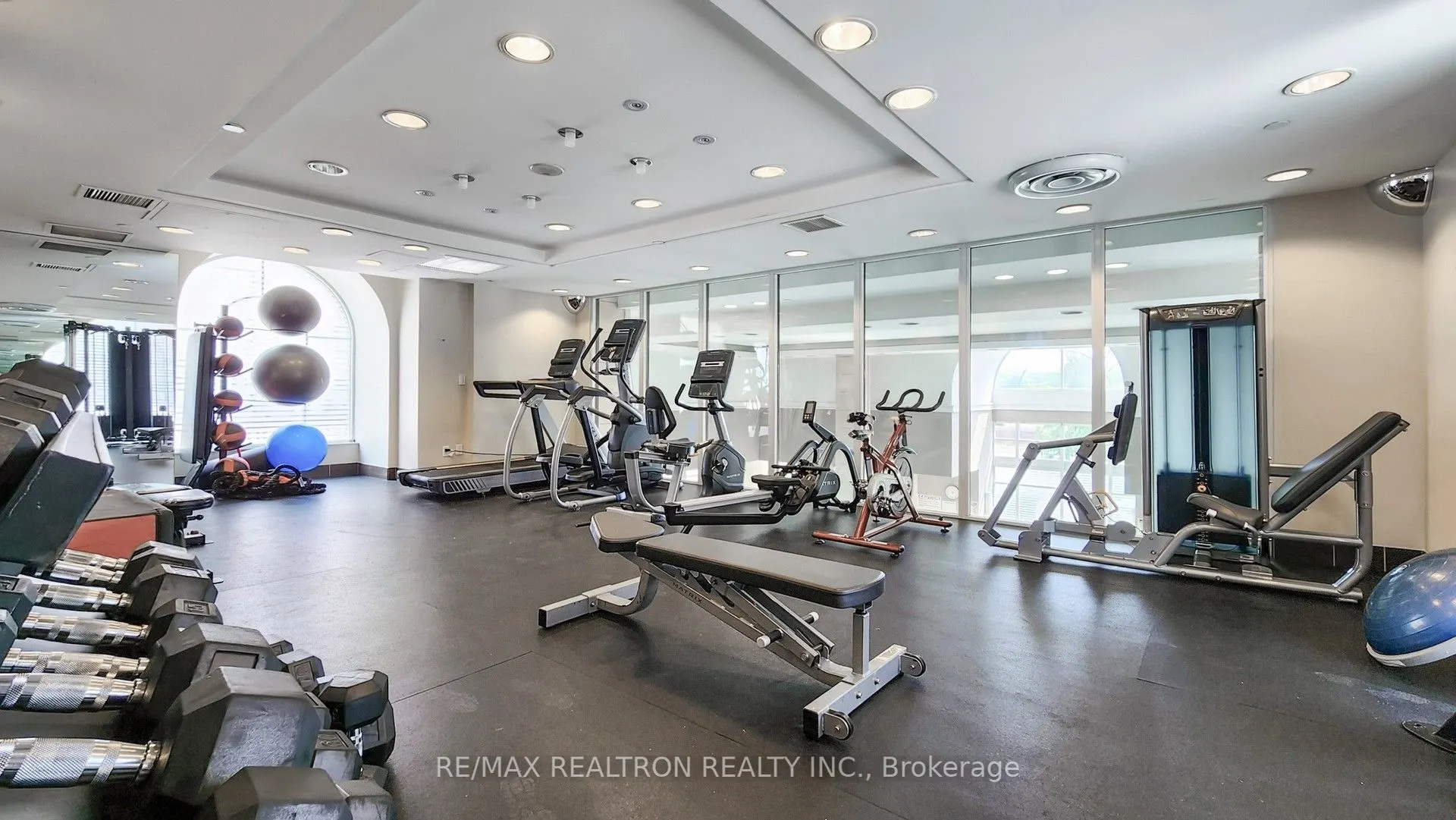 330 Red Maple Road, #103