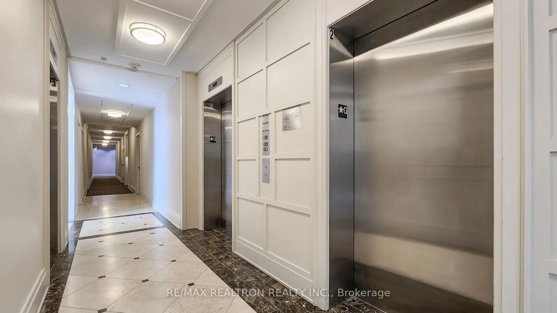 330 Red Maple Road, #103