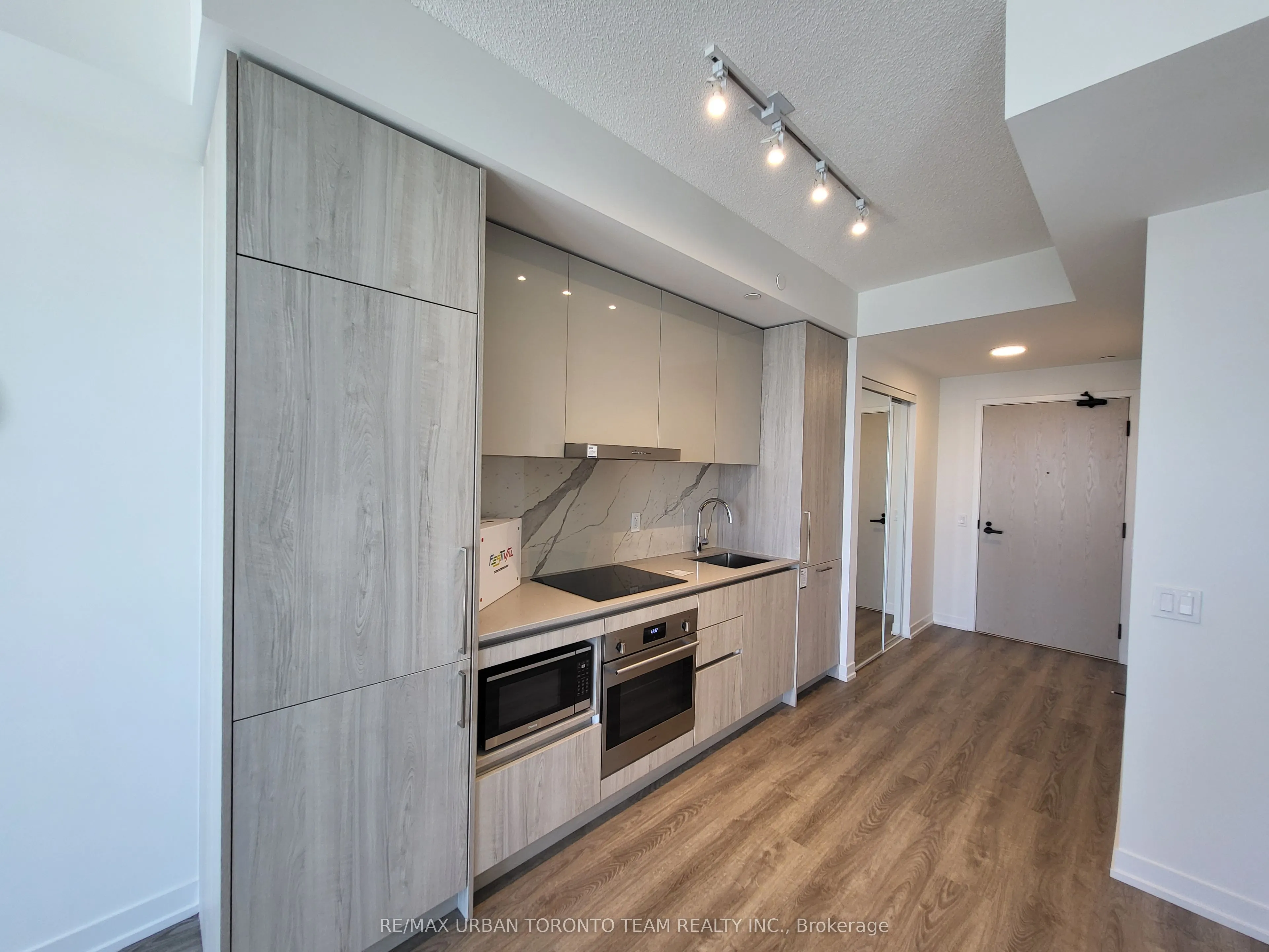 195 Commerce Street, #4209