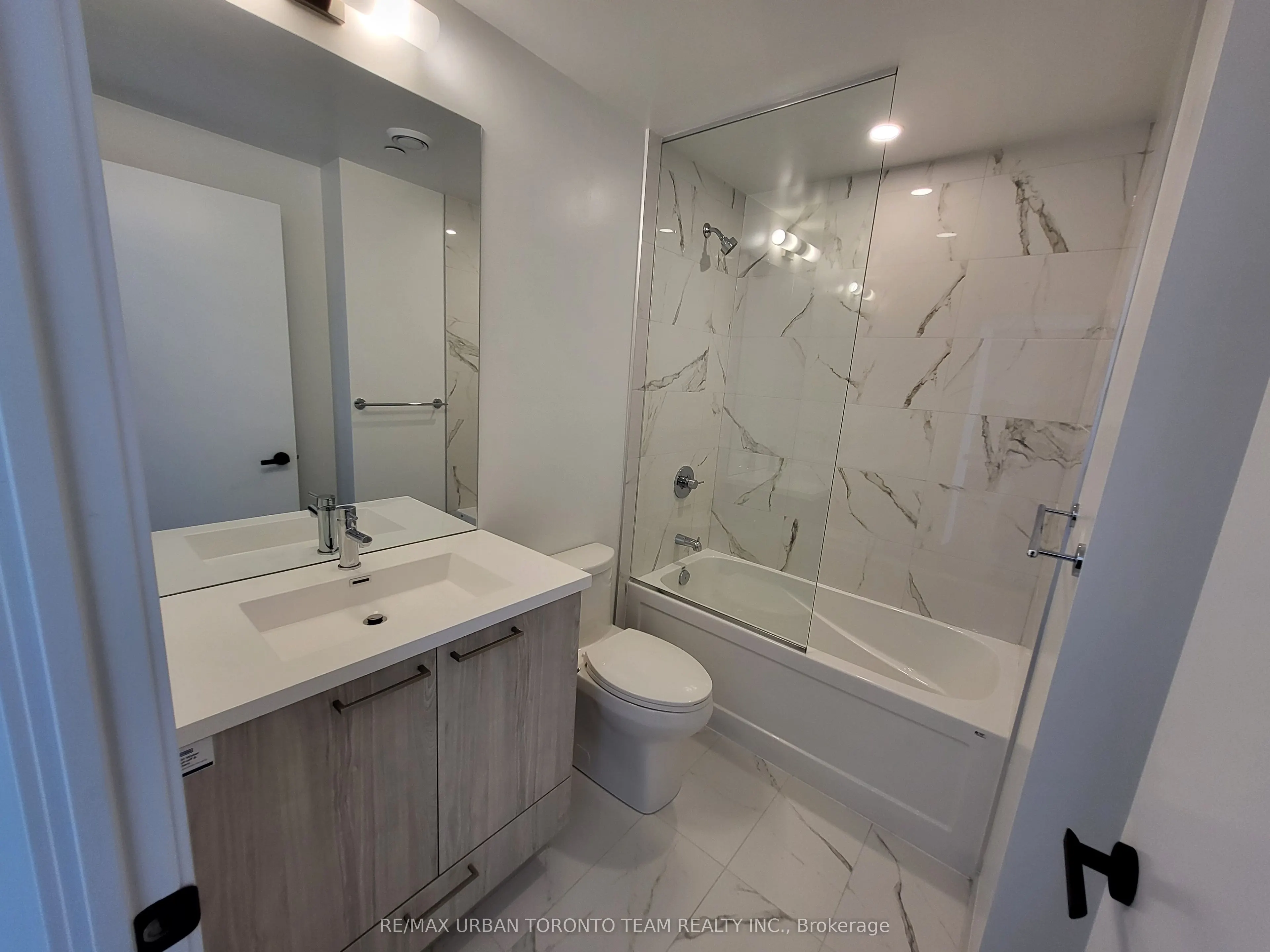 195 Commerce Street, #4209
