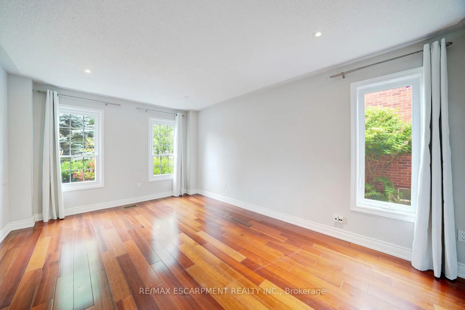 102 Crawford Rose Drive