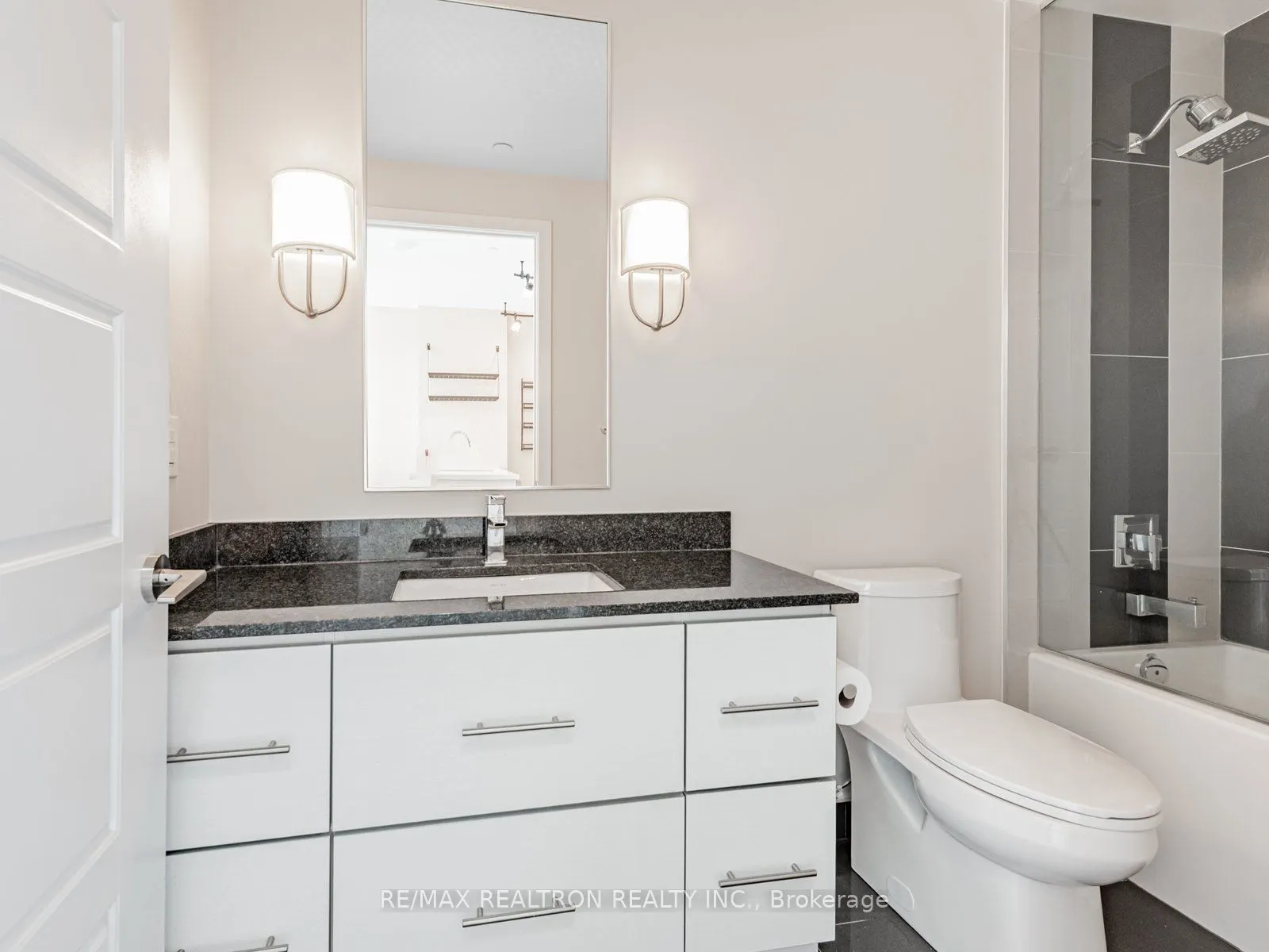 333 Sea Ray Avenue, #D417