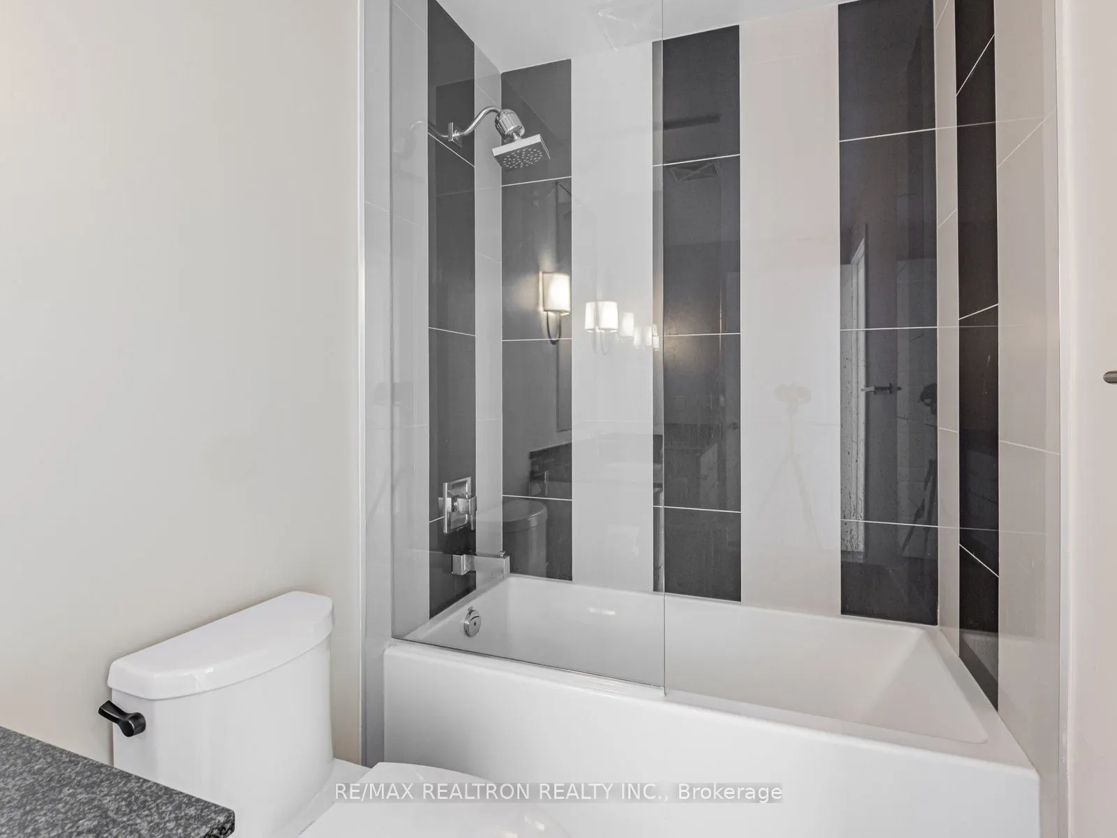 333 Sea Ray Avenue, #D417