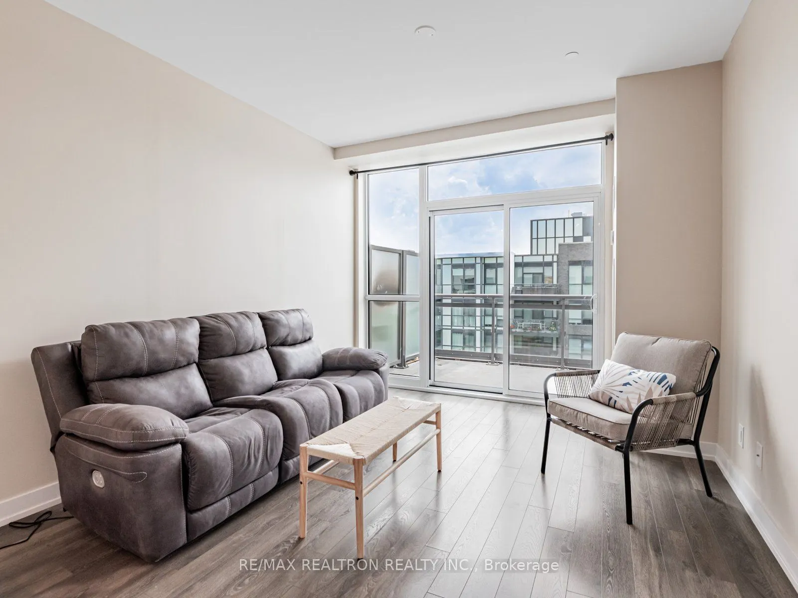 333 Sea Ray Avenue, #D417