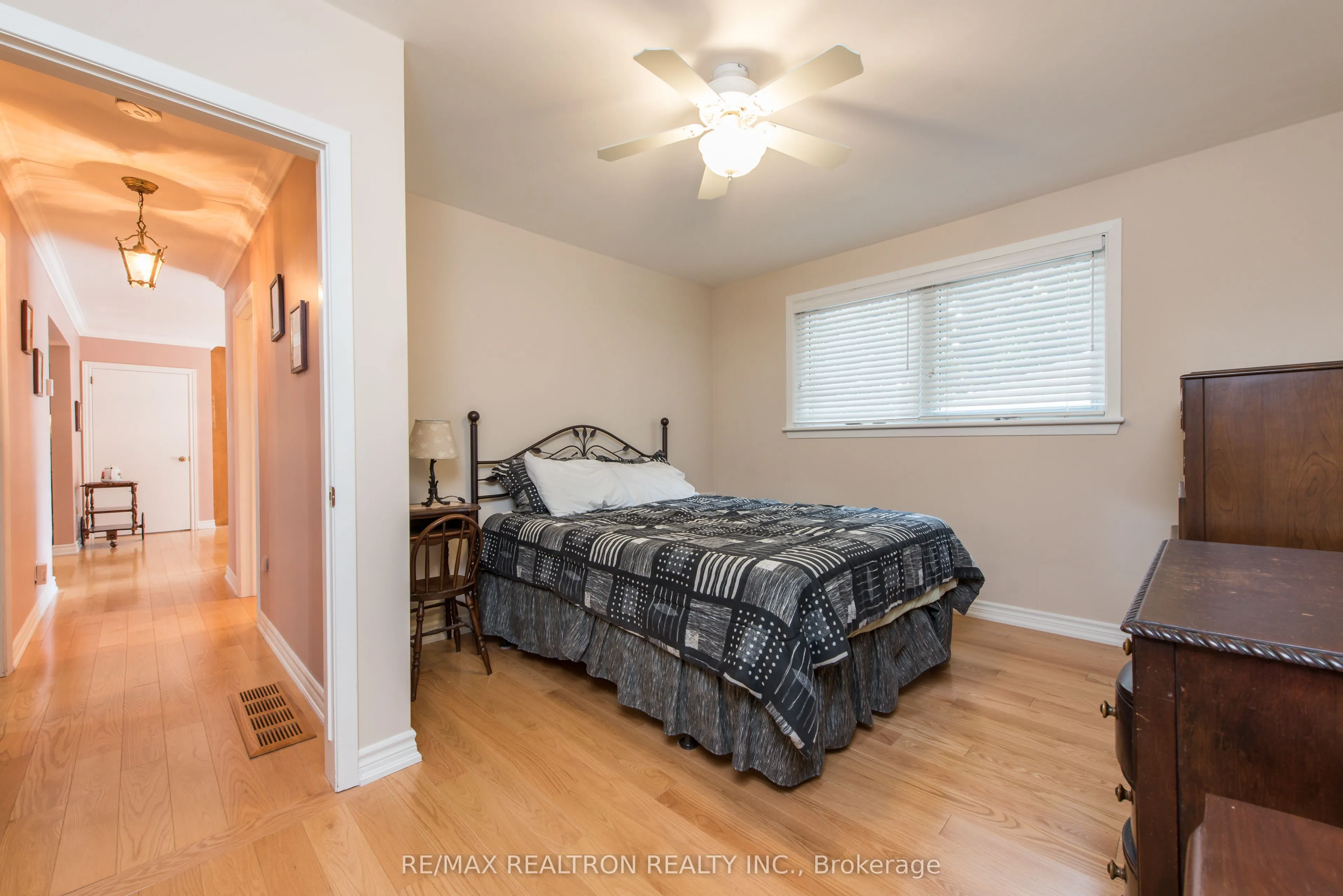 41 Downey Avenue